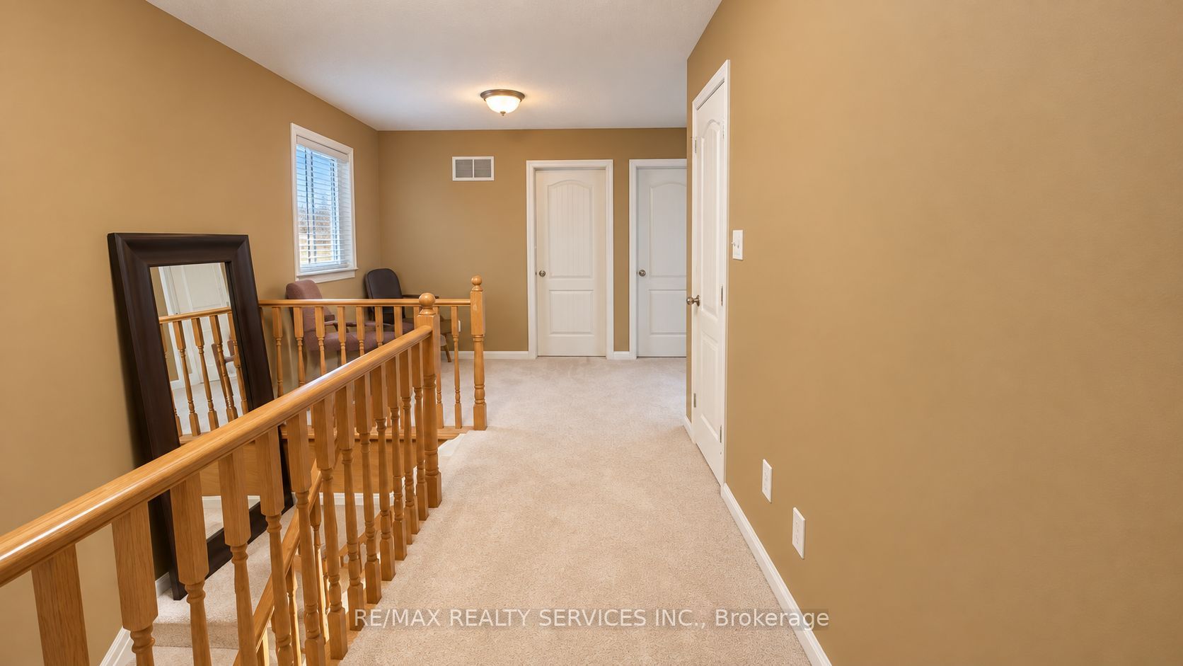 39 Cadillac Crescent Property Photo 13
