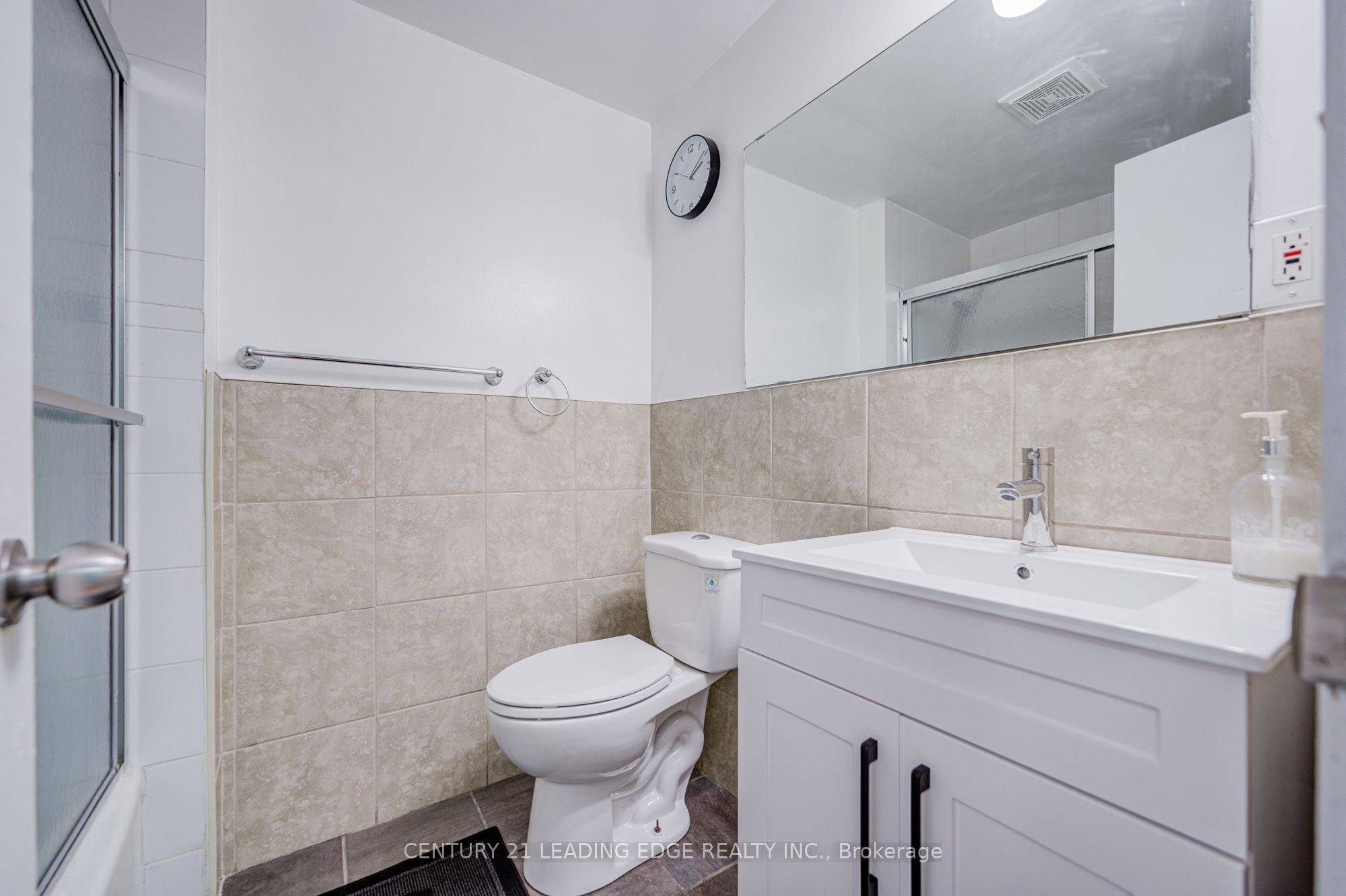 268 Fleetwood Crescent 285 Property Photo 26