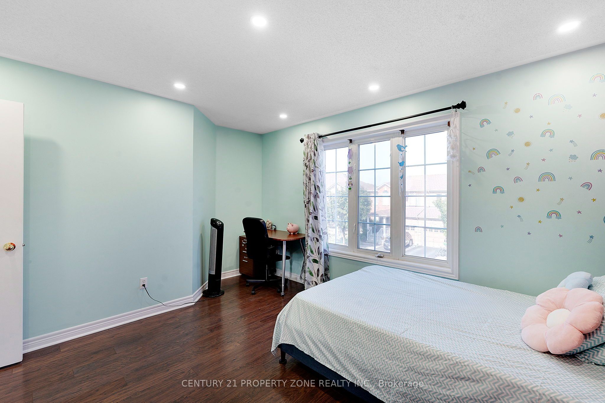 221 Andrews Trail Property Photo 24