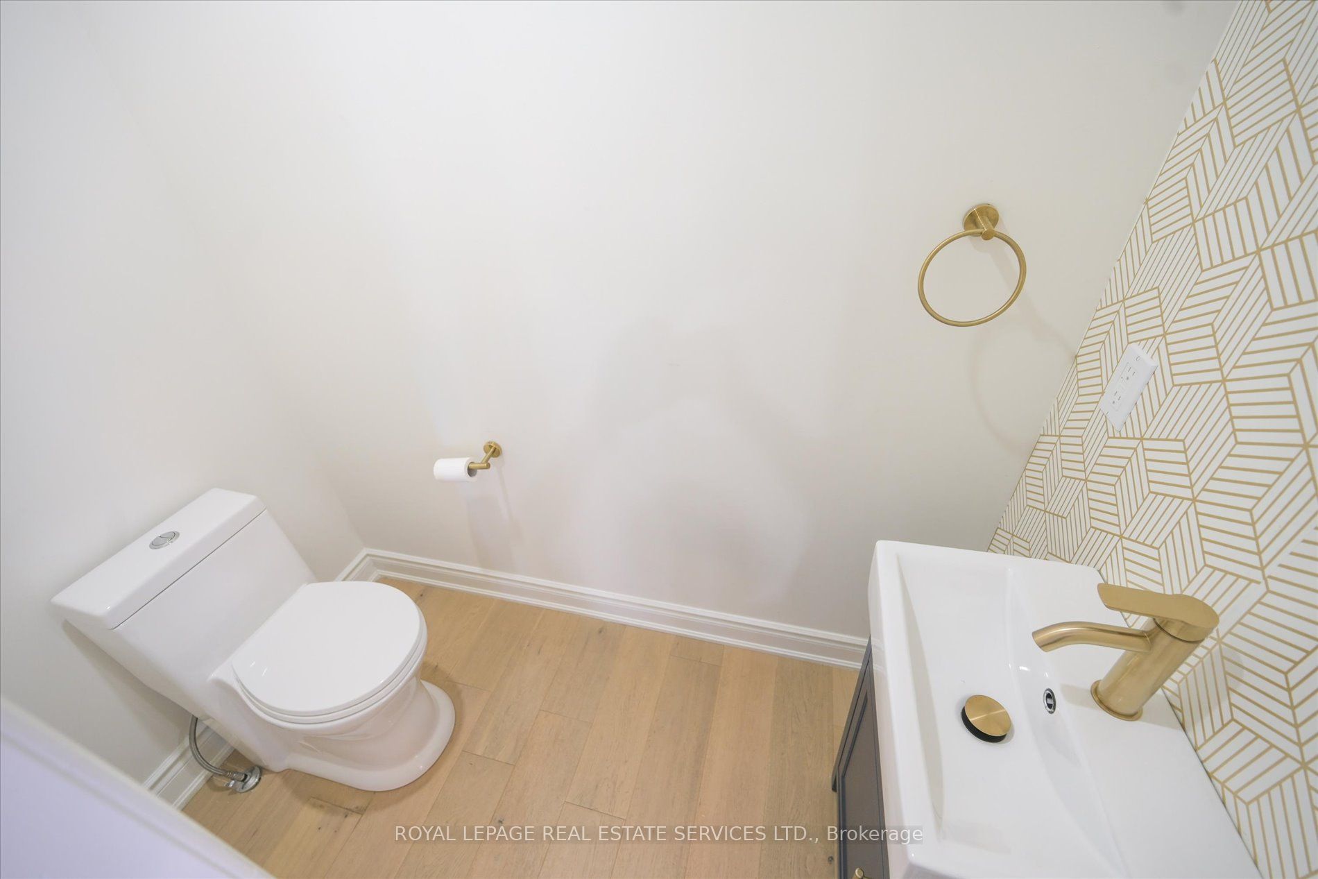 18 Celestine Drive Property Photo 19