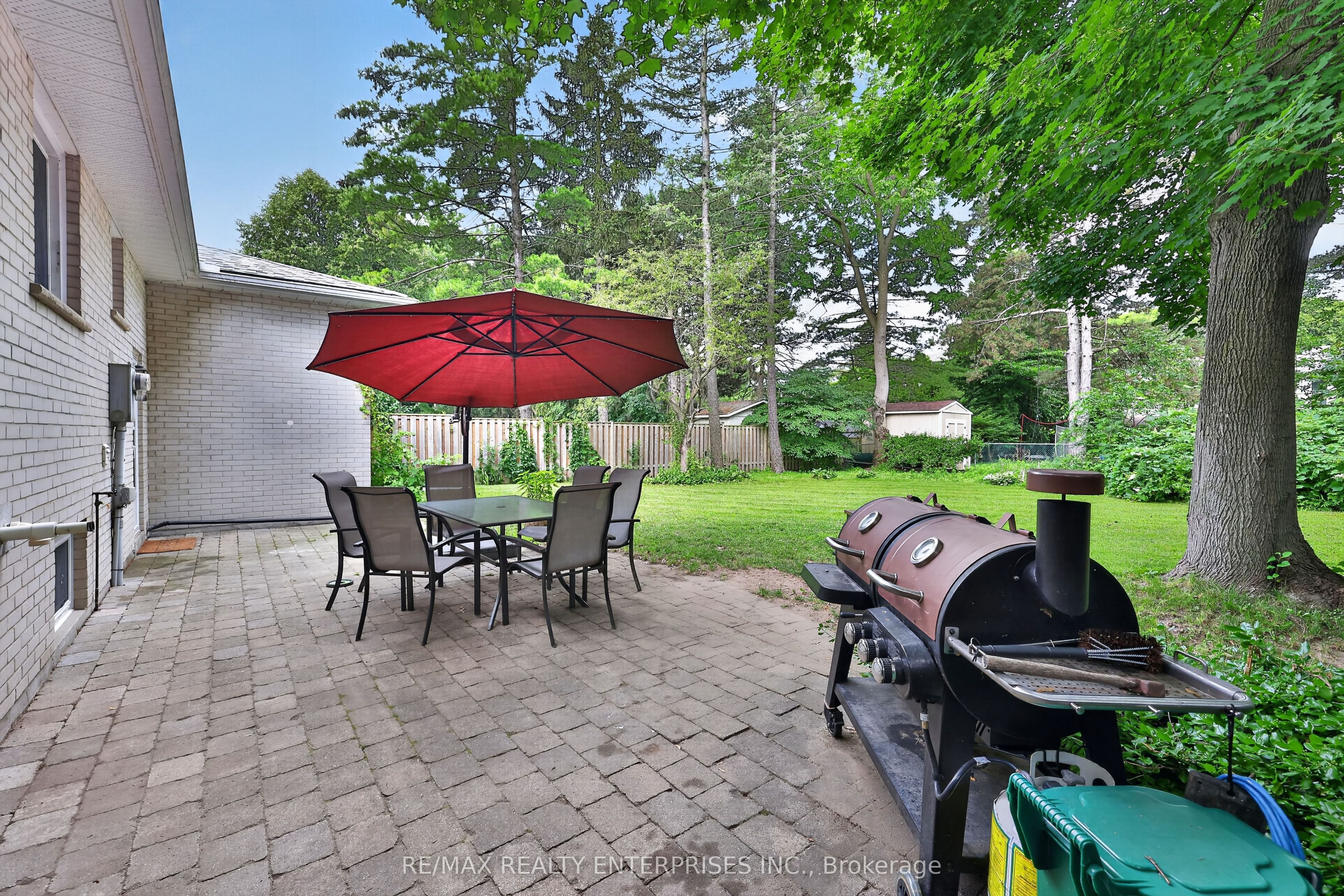 975 Cresthampton Lane Property Photo 39