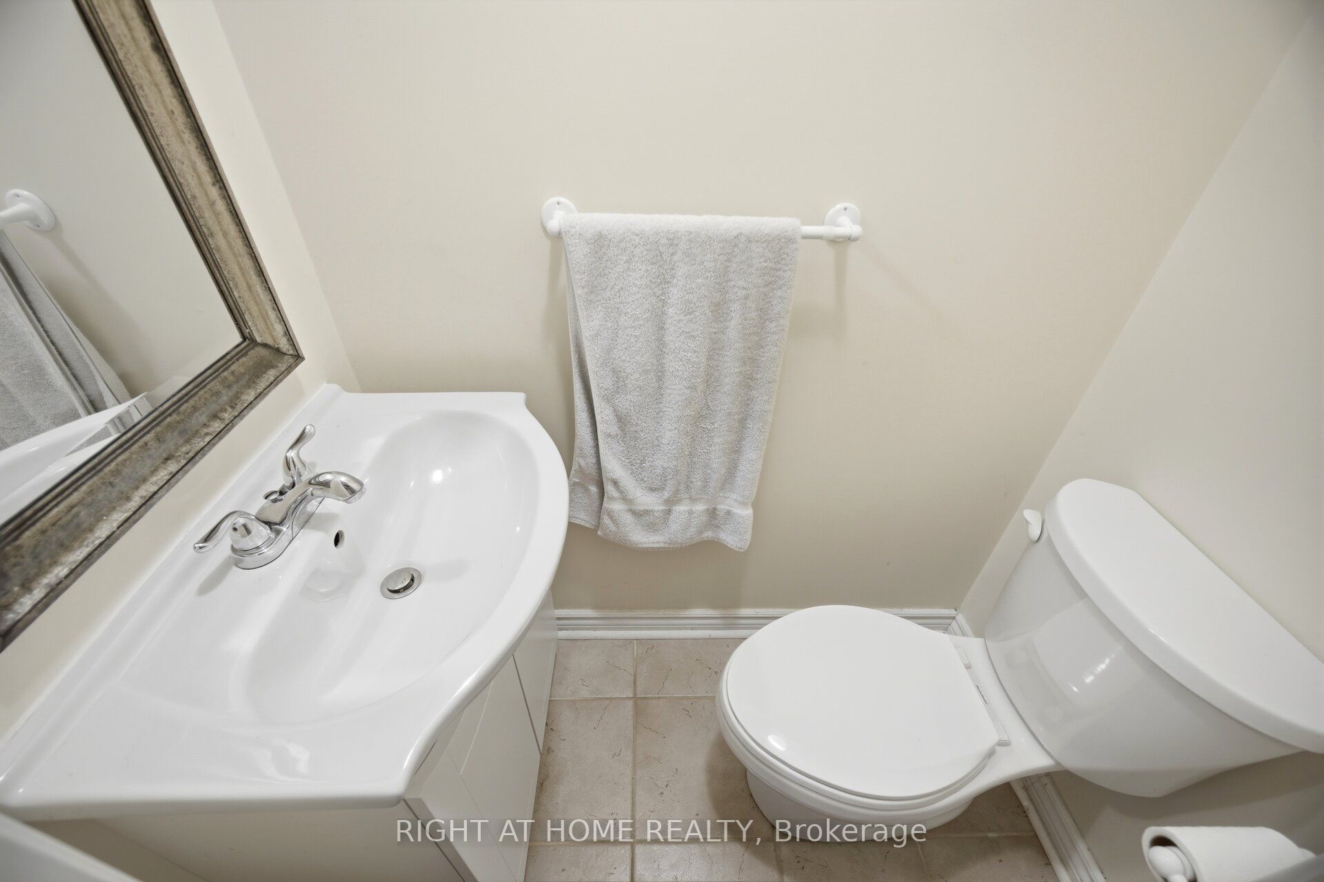 8 Richelieu Court Property Photo 19
