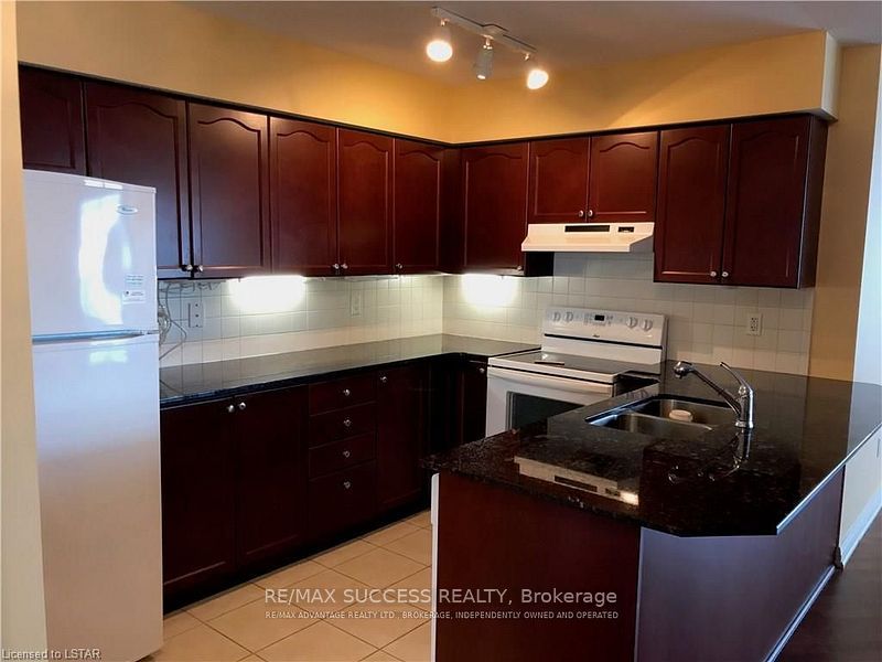 220 Forum Drive 701 Property Photo 24