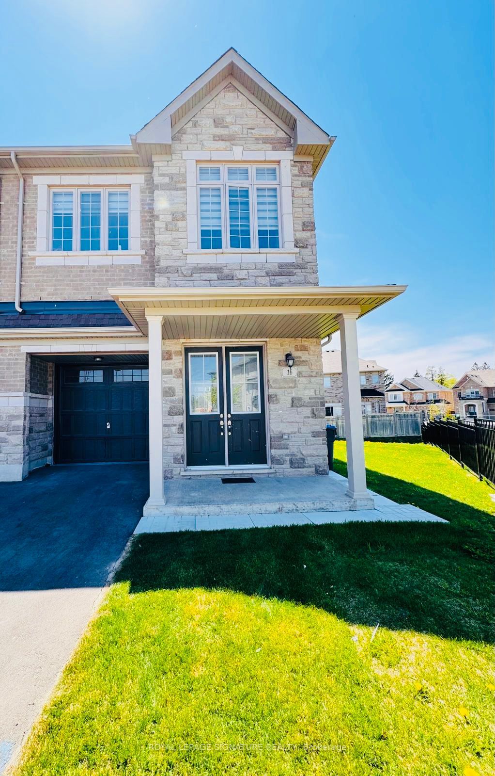 16 Hashmi Place Property Photo 2
