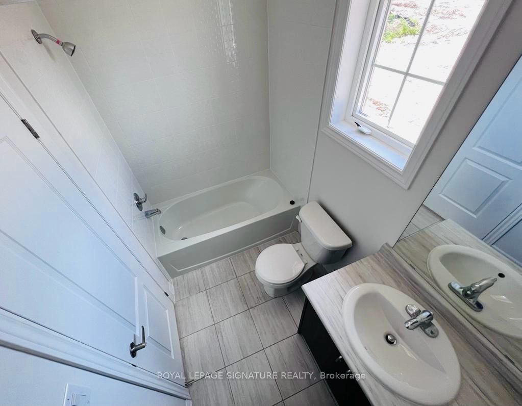 16 Hashmi Place Property Photo 14