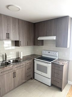 2623 Islington Avenue 2nd Floor Property Photo 11