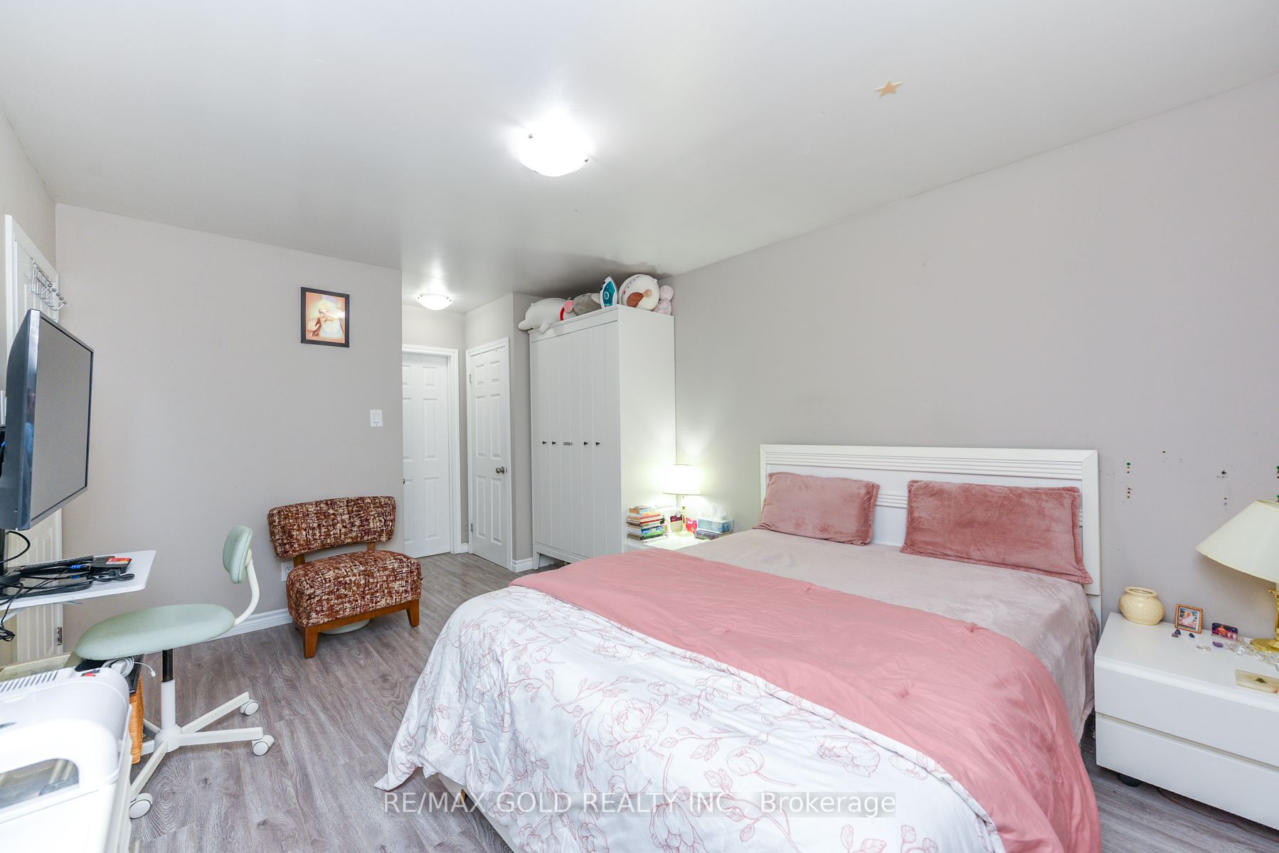 11 Dudley Place Property Photo 12