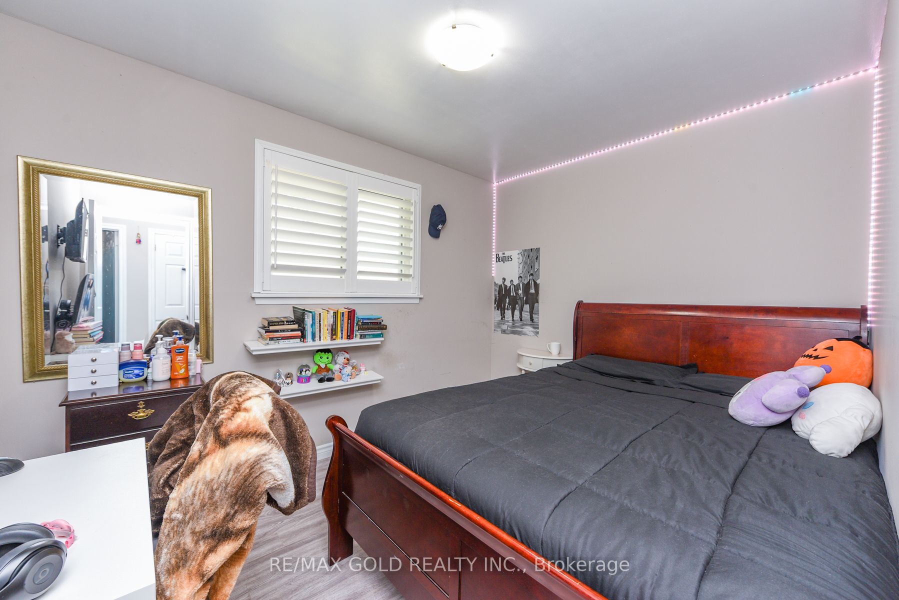 11 Dudley Place Property Photo 14