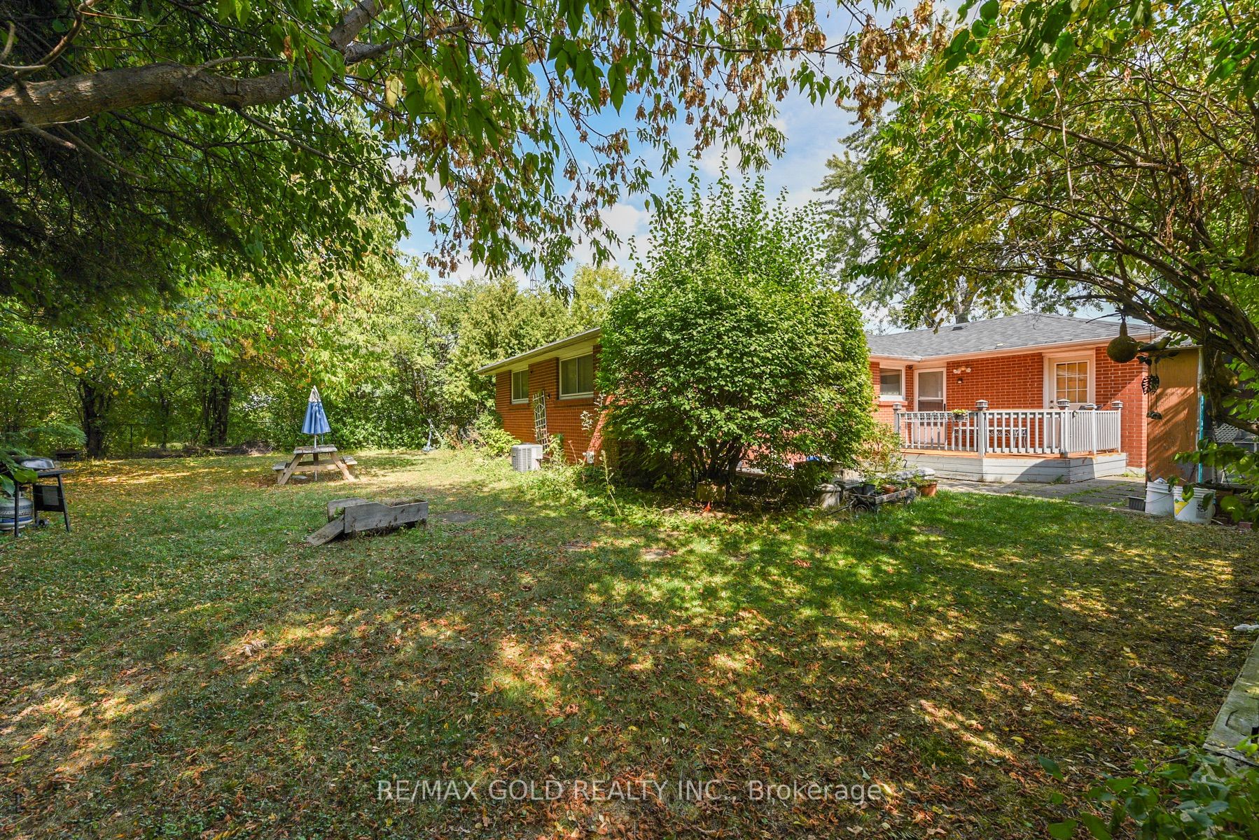 11 Dudley Place Property Photo 34