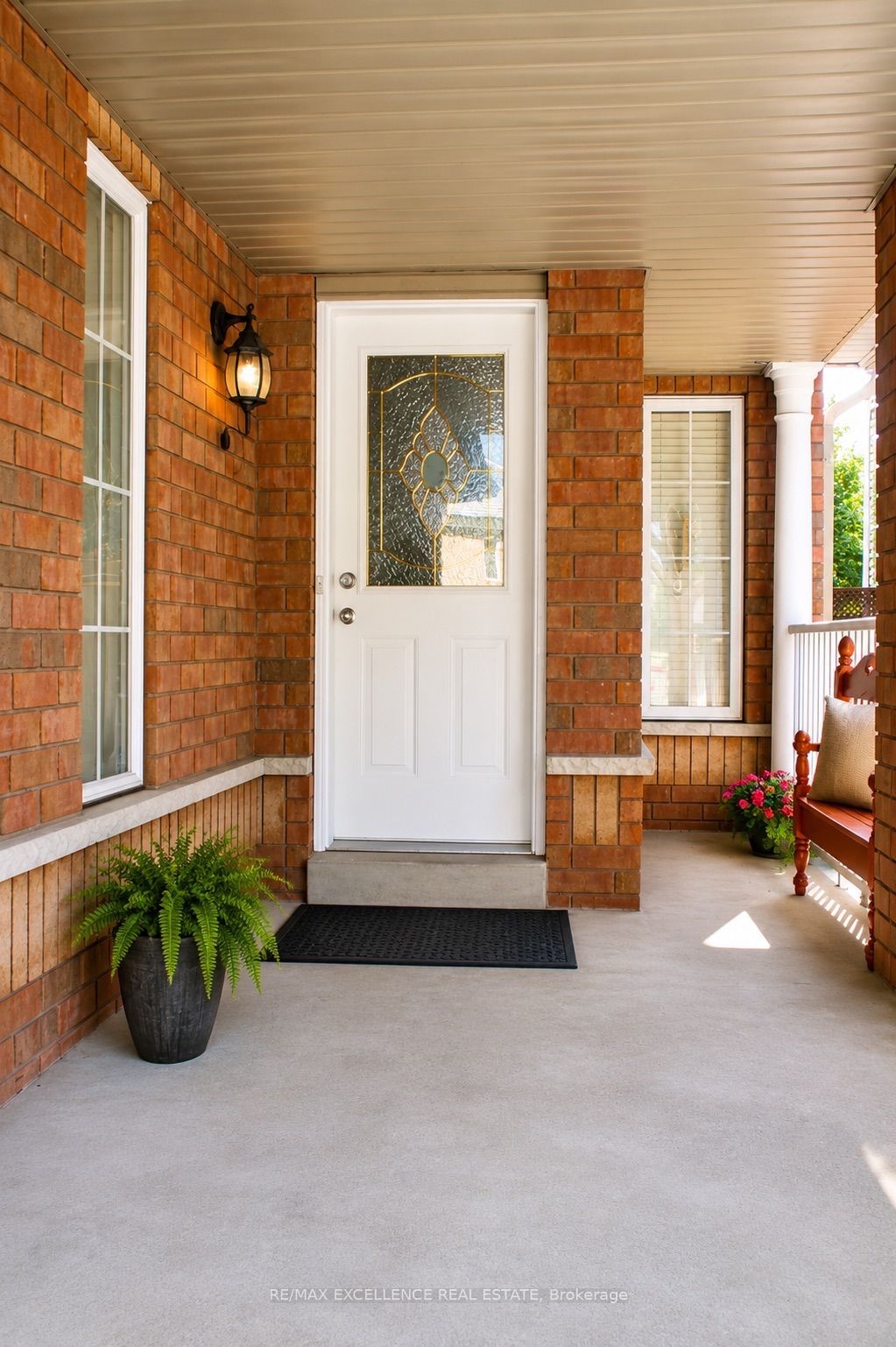 222 Vintage Gate Property Photo 3