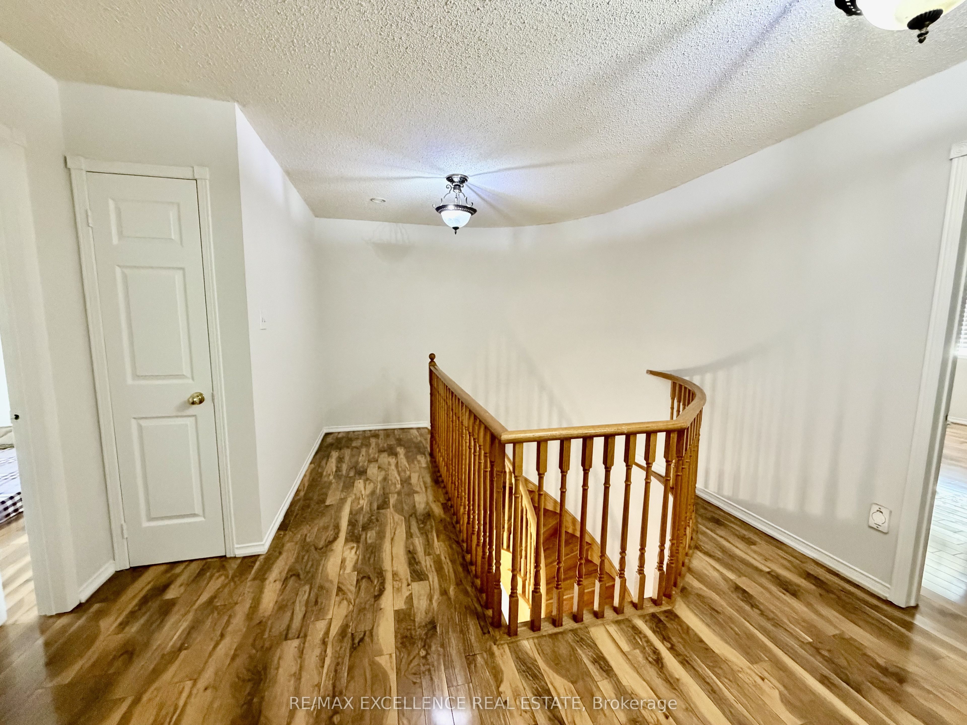 222 Vintage Gate Property Photo 16