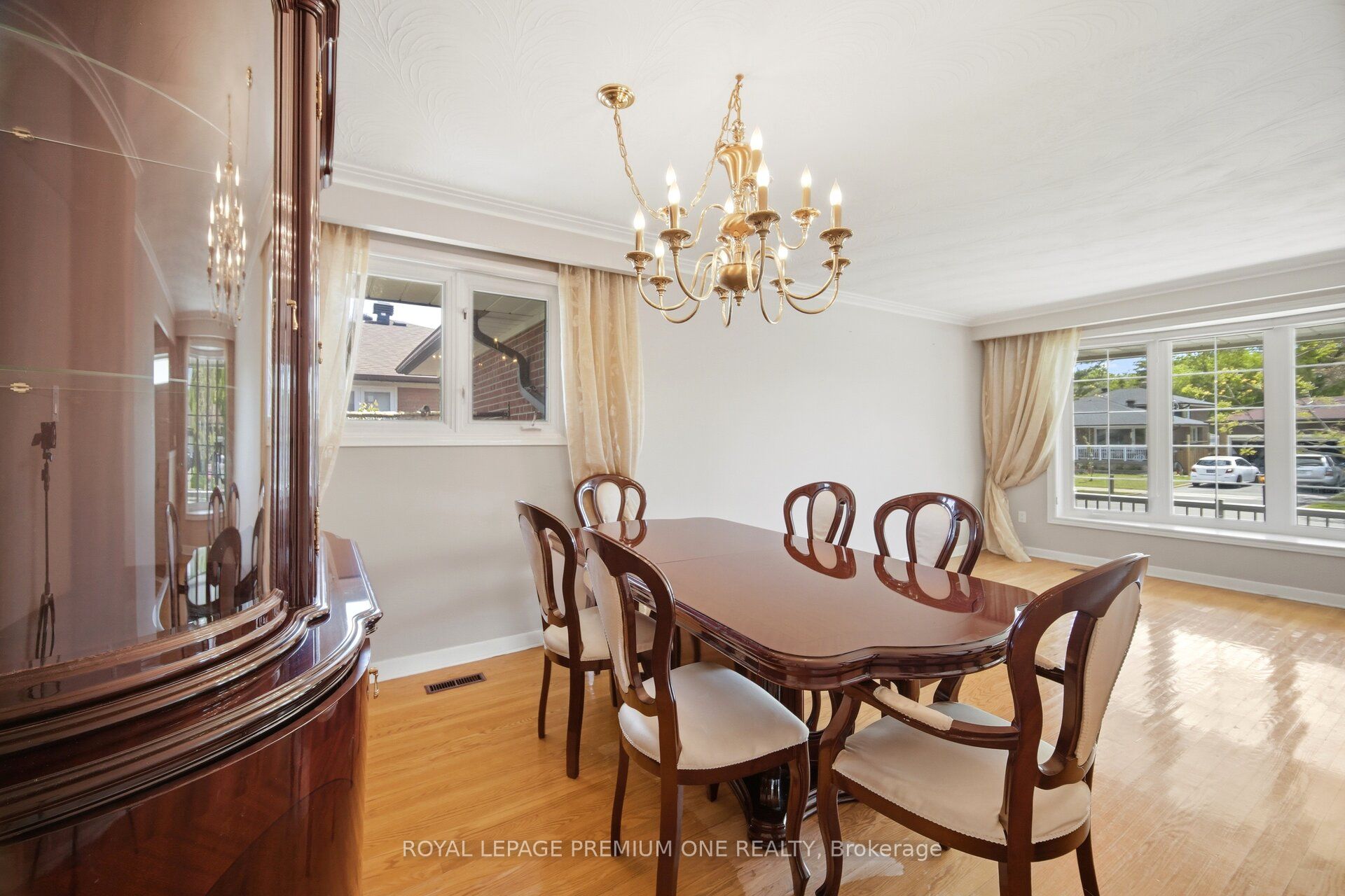 25 Islay Court Property Photo 10