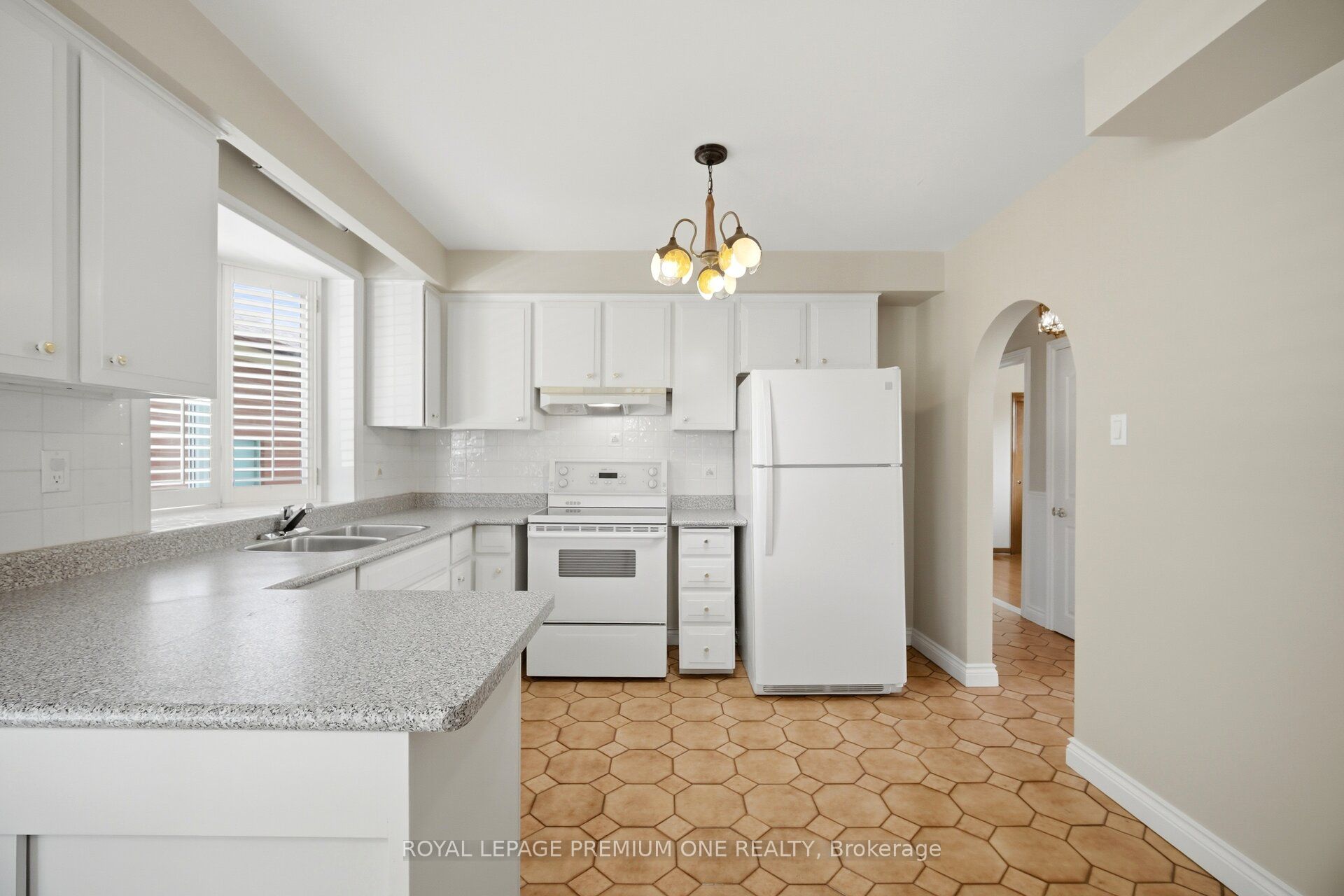 25 Islay Court Property Photo 15