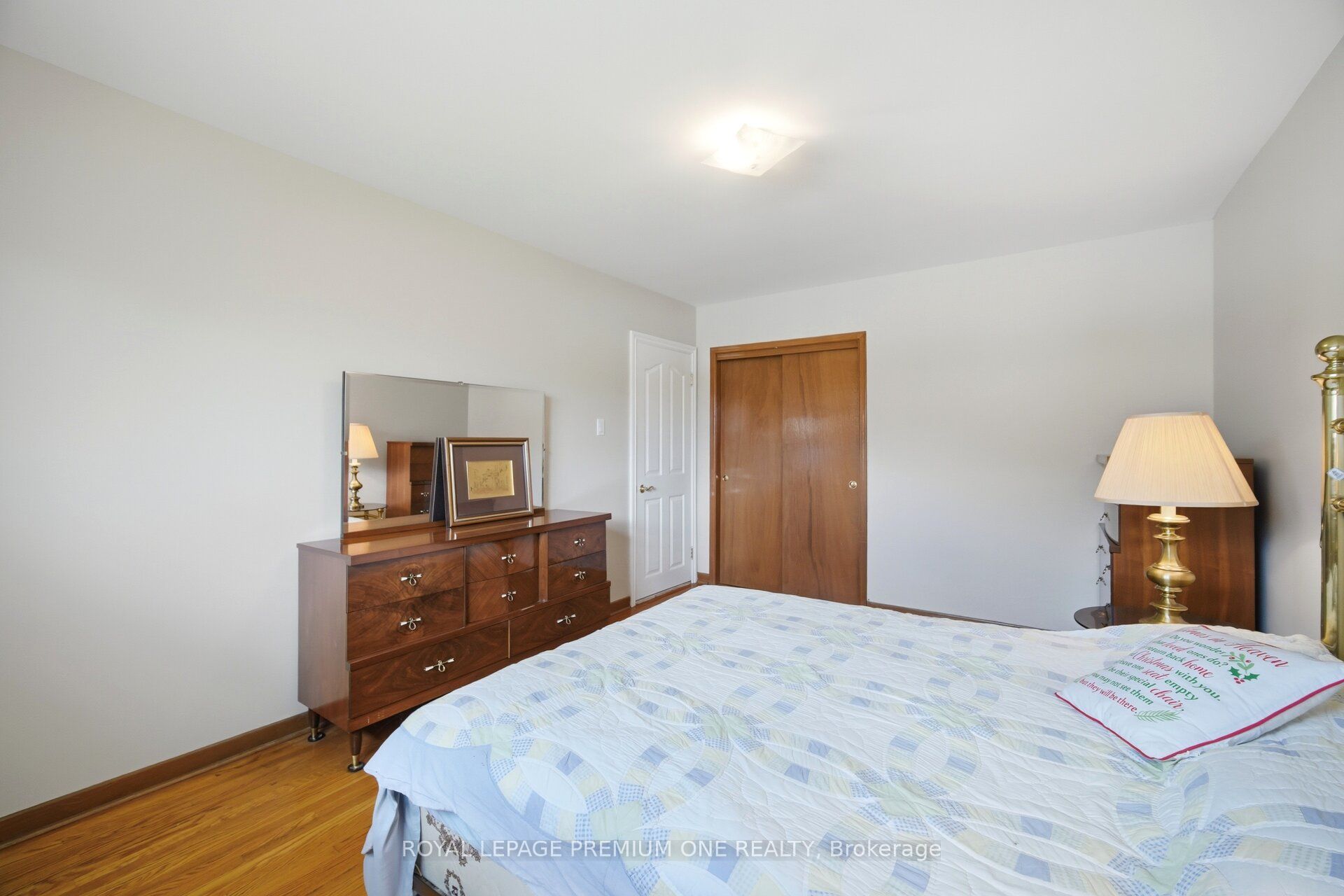 25 Islay Court Property Photo 21