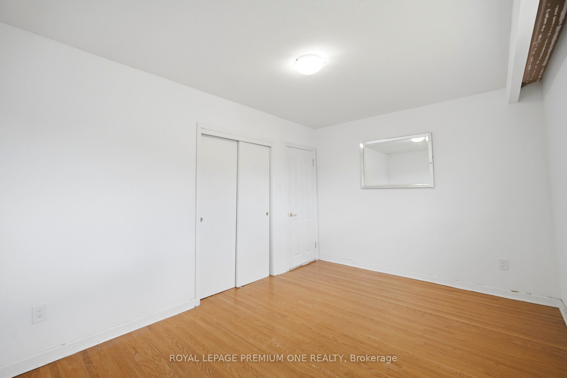 25 Islay Court Property Photo 24