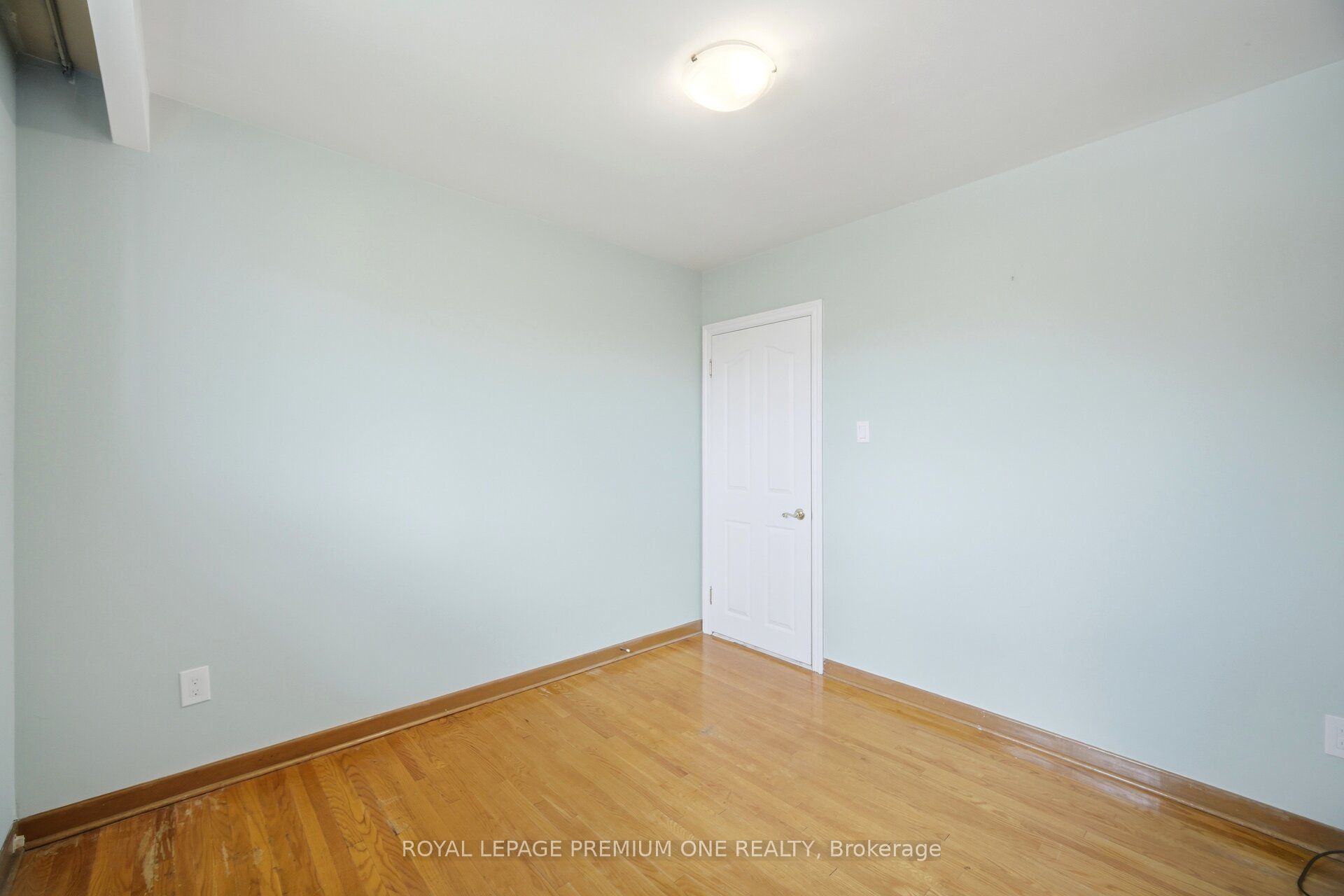 25 Islay Court Property Photo 26