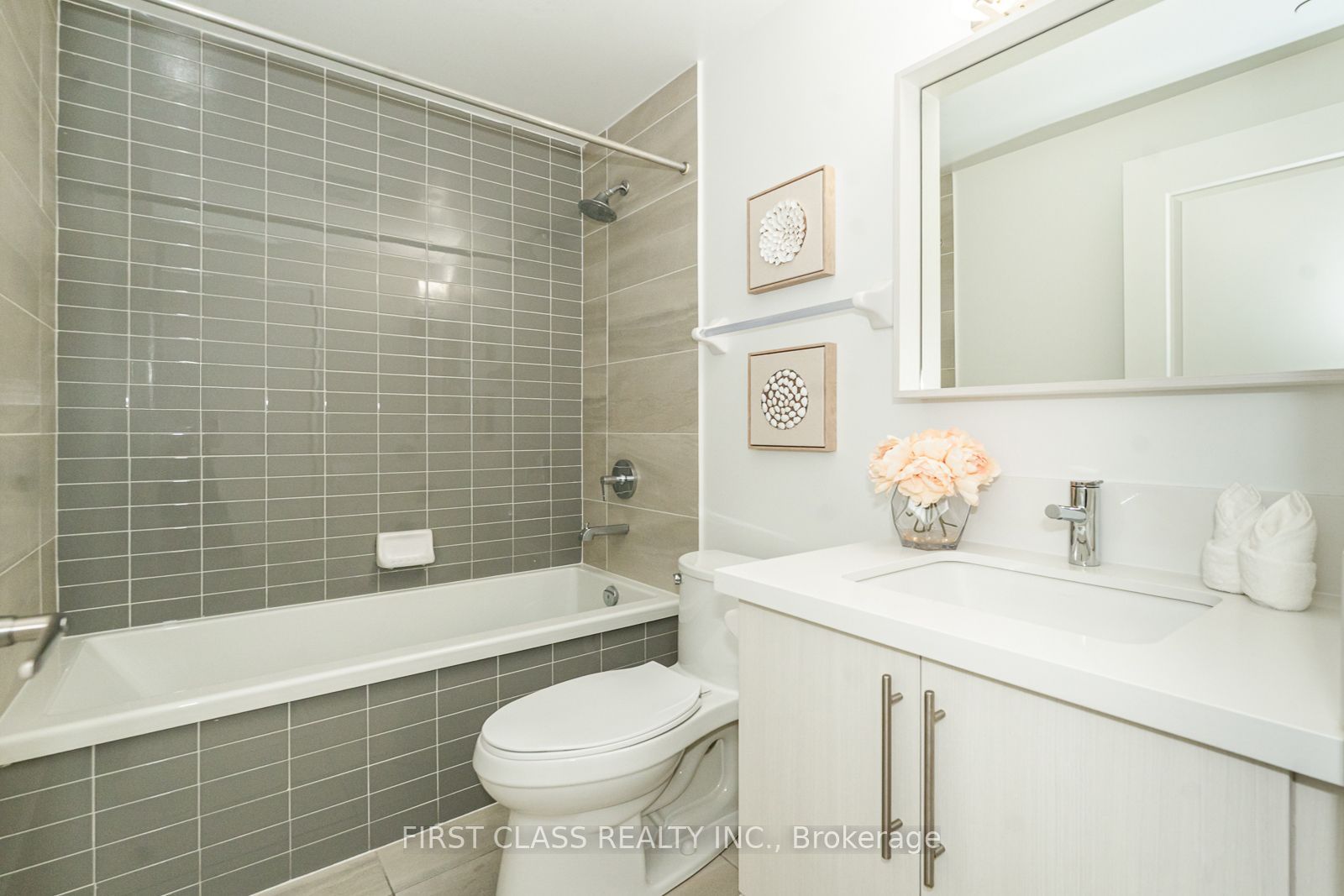 4699 Glen Erin Drive 605 Property Photo 21