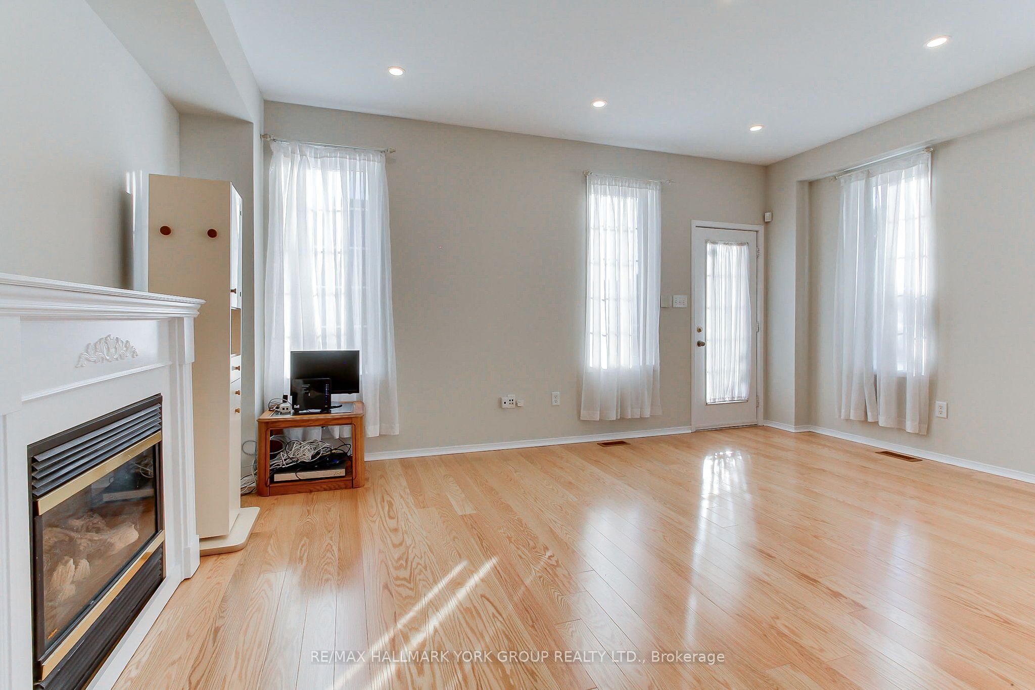 60 Delabo Drive Property Photo 13