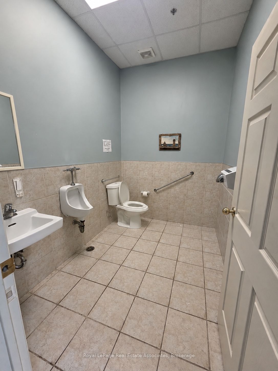 2260 Bovaird Drive E 206/208 Property Photo 36