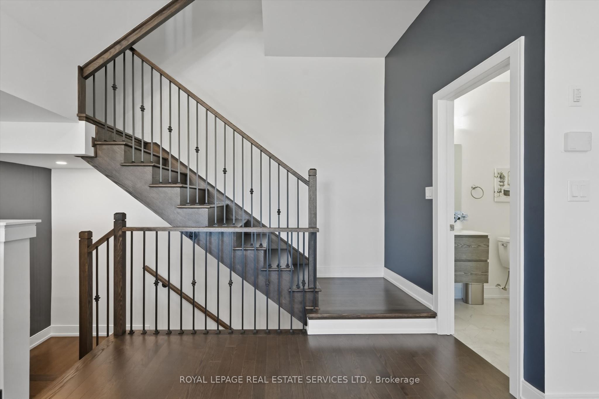1403 Clarriage Court Property Photo 23