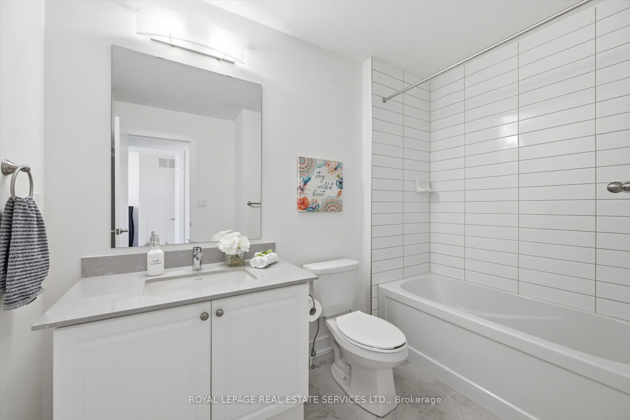1403 Clarriage Court Property Photo 31