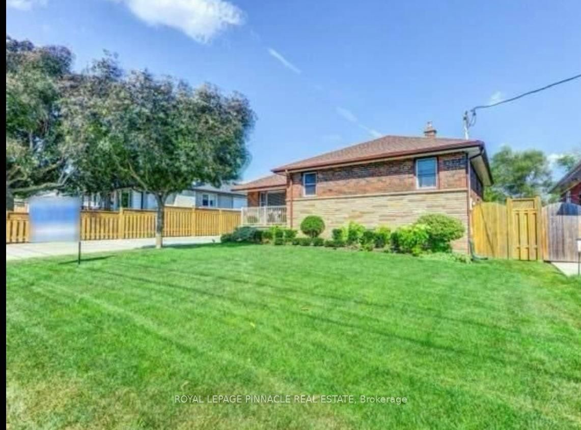 205 Southview Crescent W Bsmt Property Photo 3