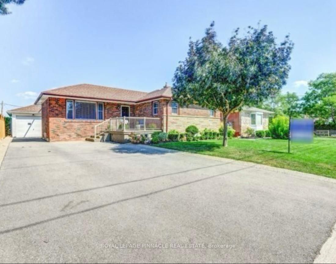 205 Southview Crescent W Bsmt Property Photo 4