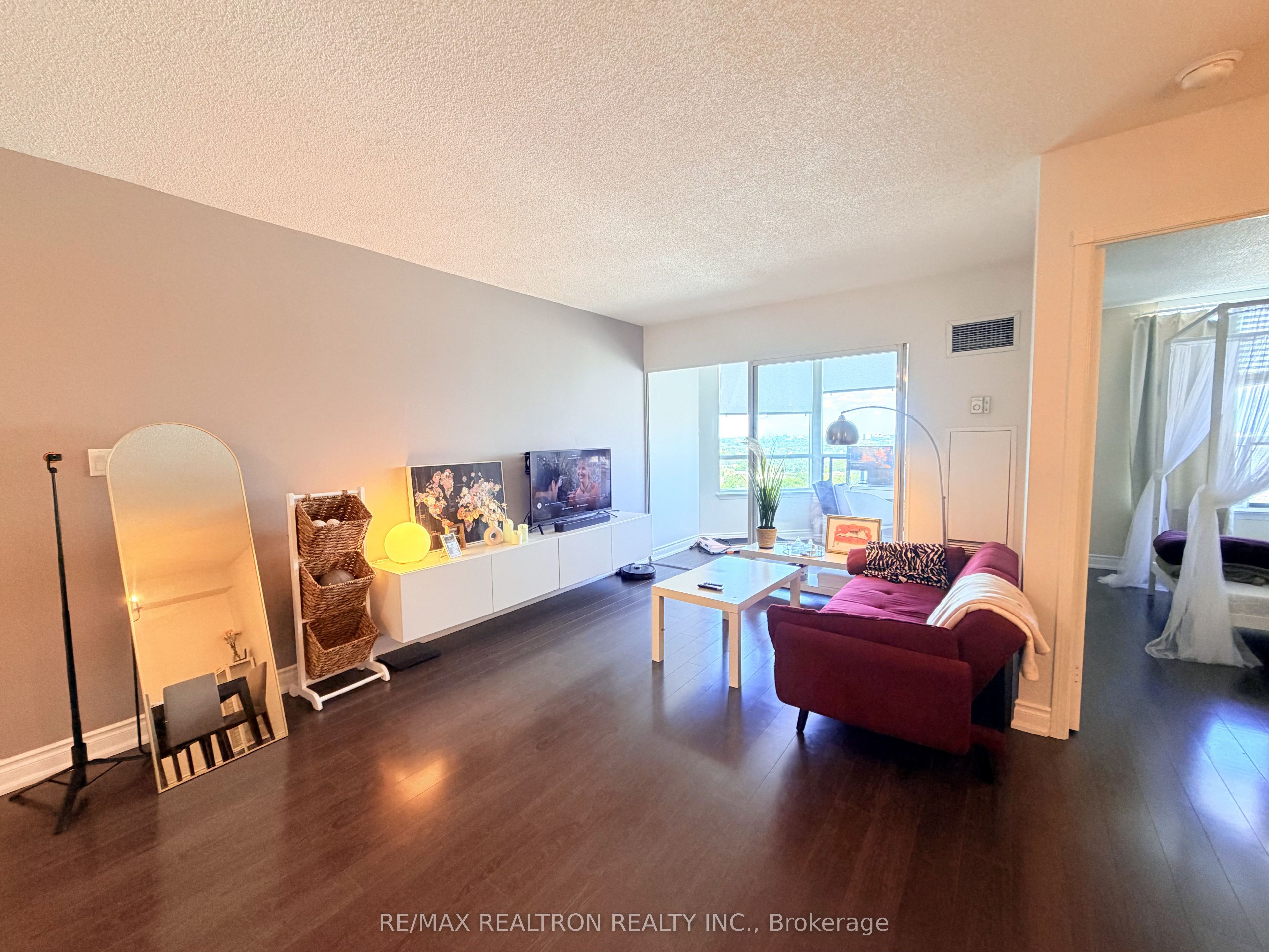 135 Hillcrest Avenue 2015 Property Photo 3
