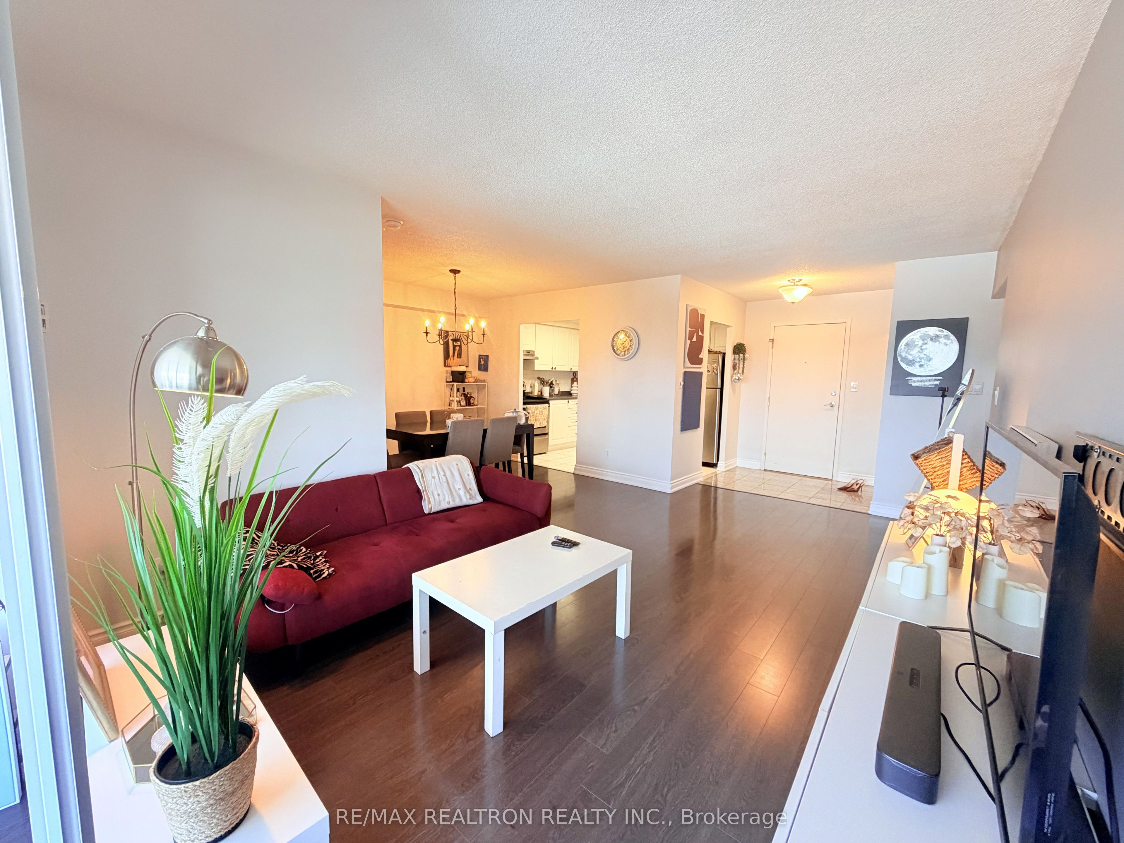 135 Hillcrest Avenue 2015 Property Photo 8