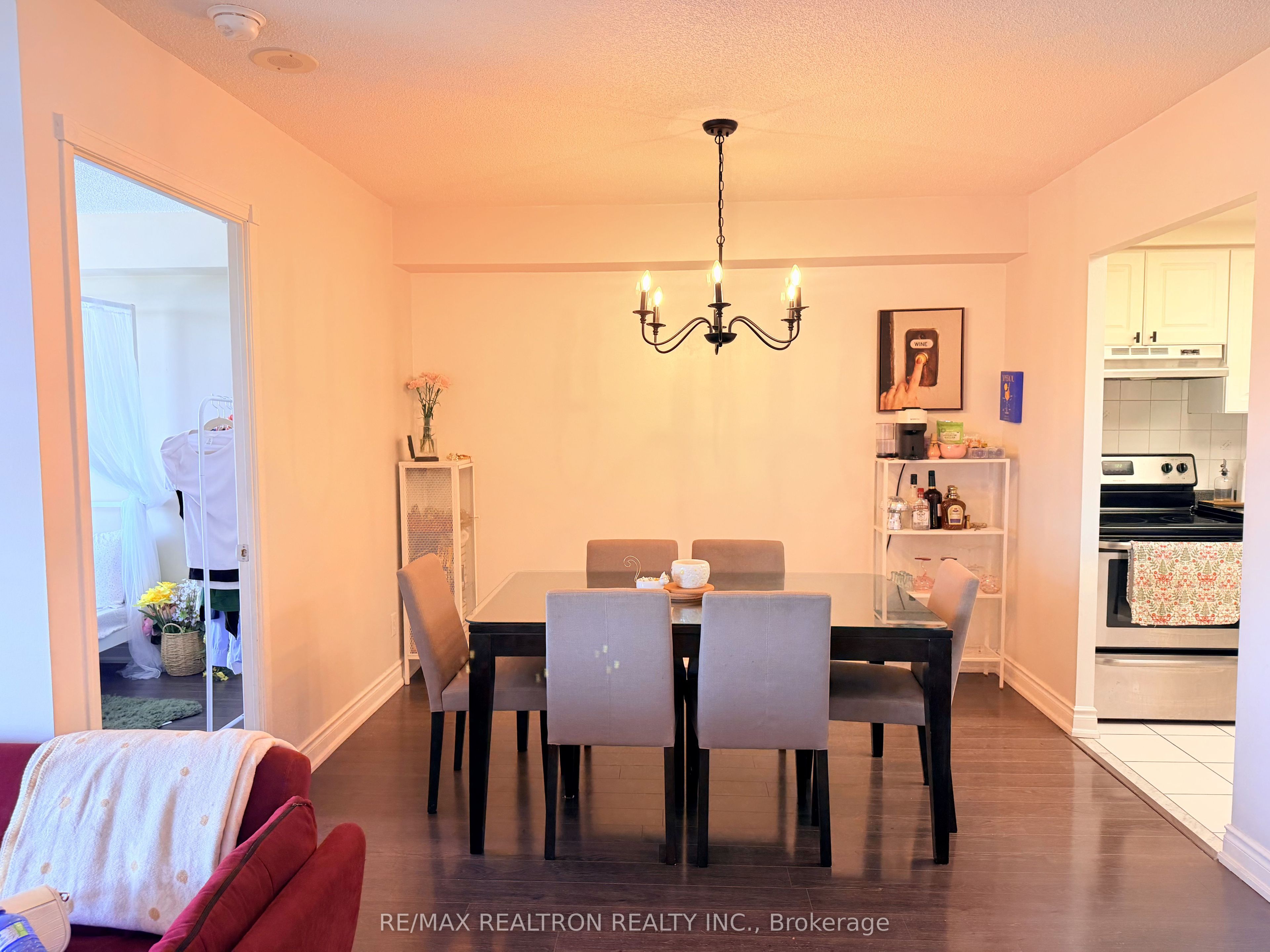 135 Hillcrest Avenue 2015 Property Photo 13