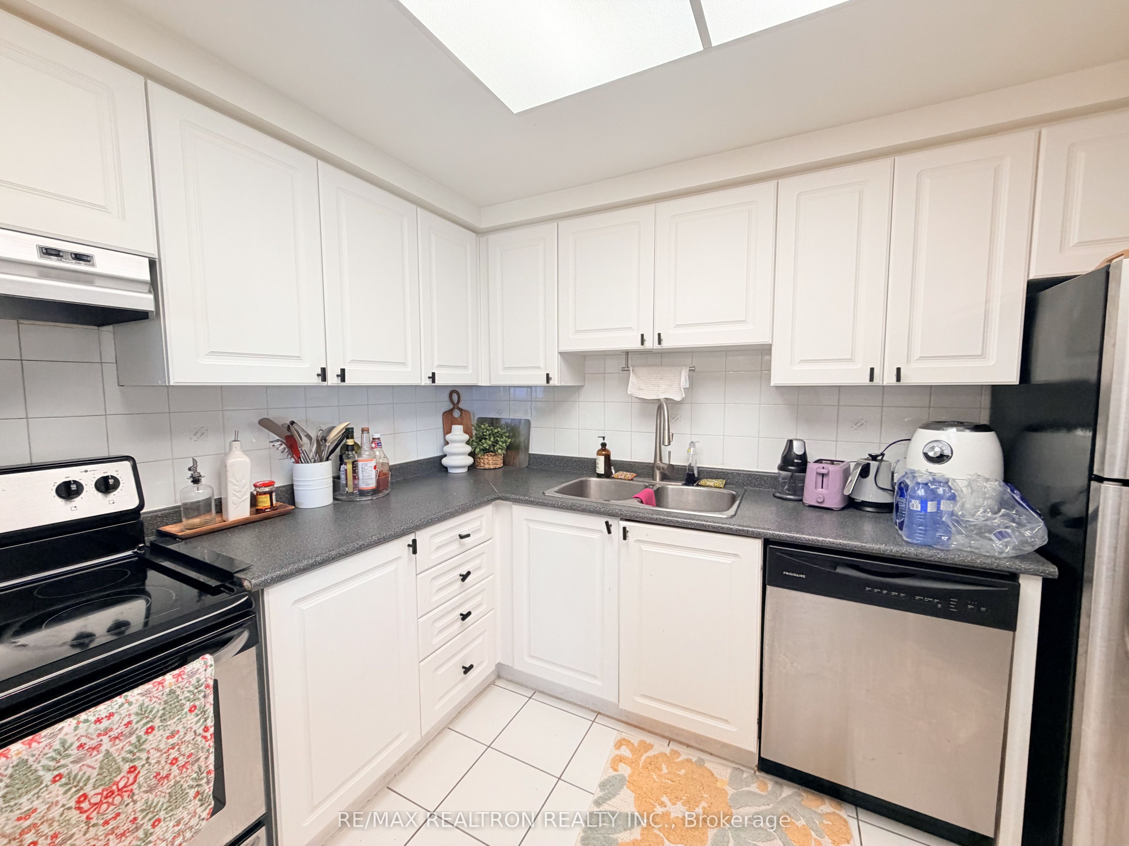 135 Hillcrest Avenue 2015 Property Photo 15
