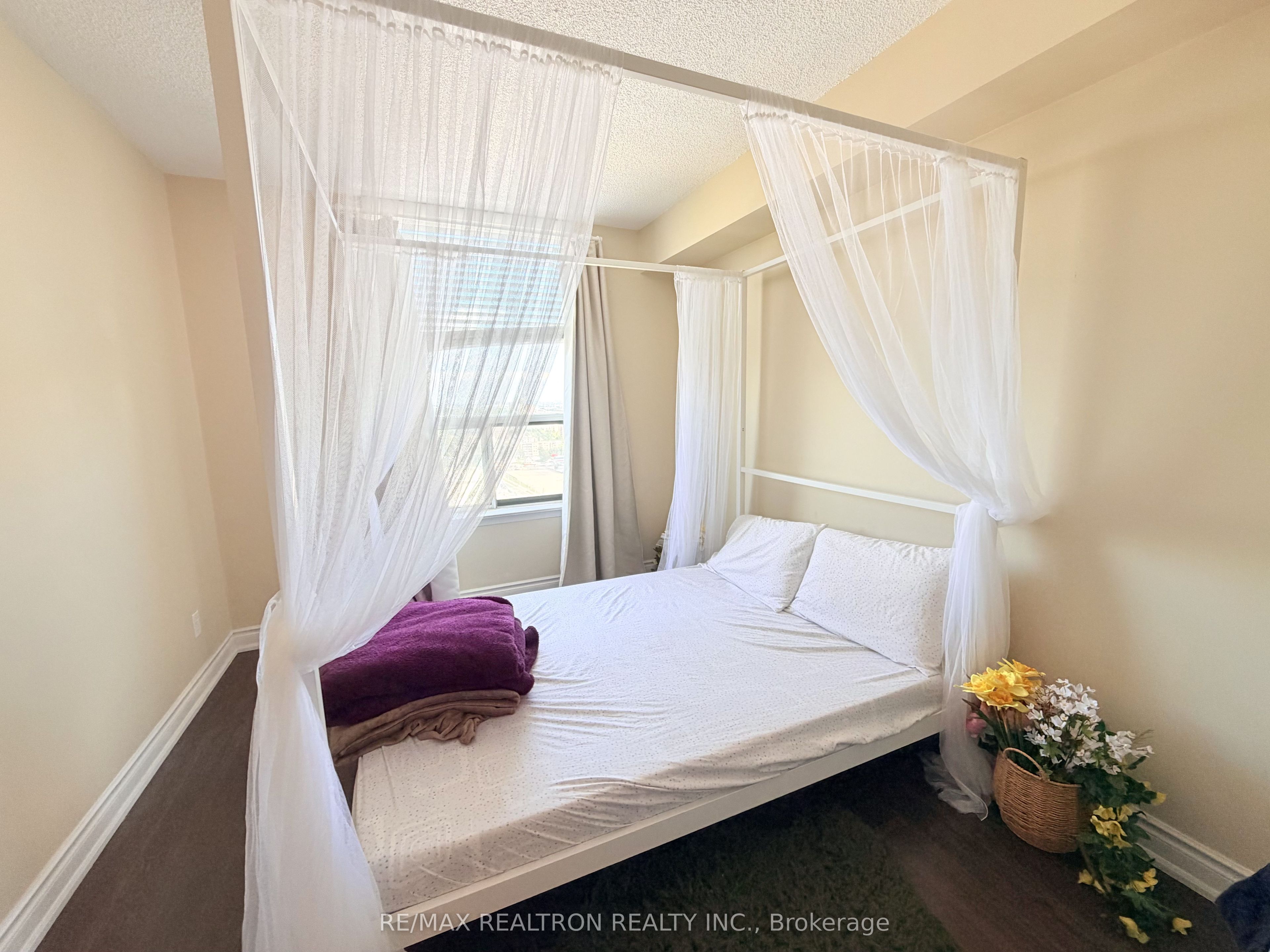 135 Hillcrest Avenue 2015 Property Photo 30
