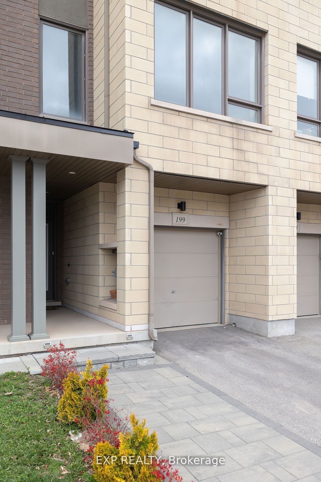 199 Sabina Drive Property Photo 3
