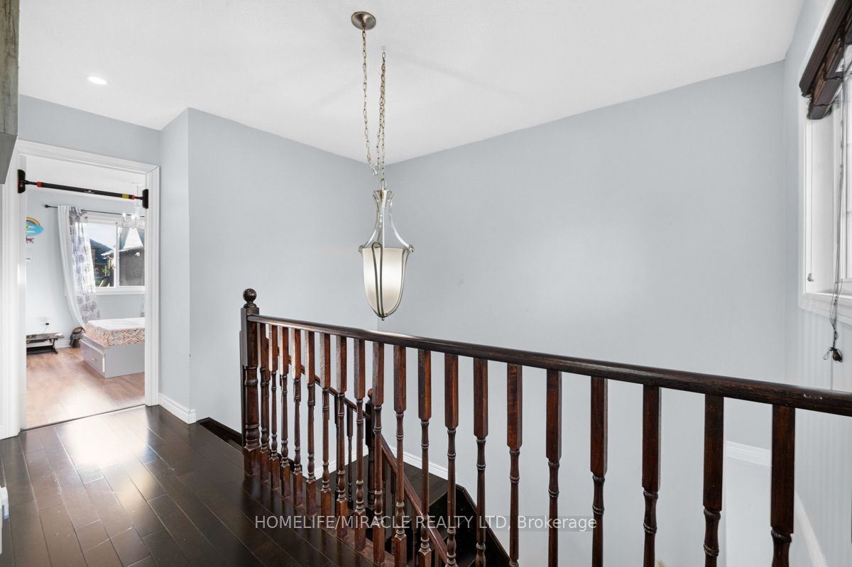 21 Chalkfarm Crescent Property Photo 14