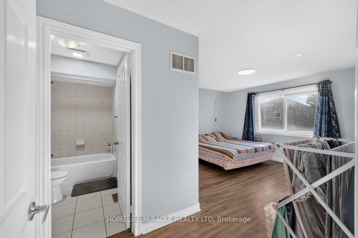 21 Chalkfarm Crescent Property Photo 16