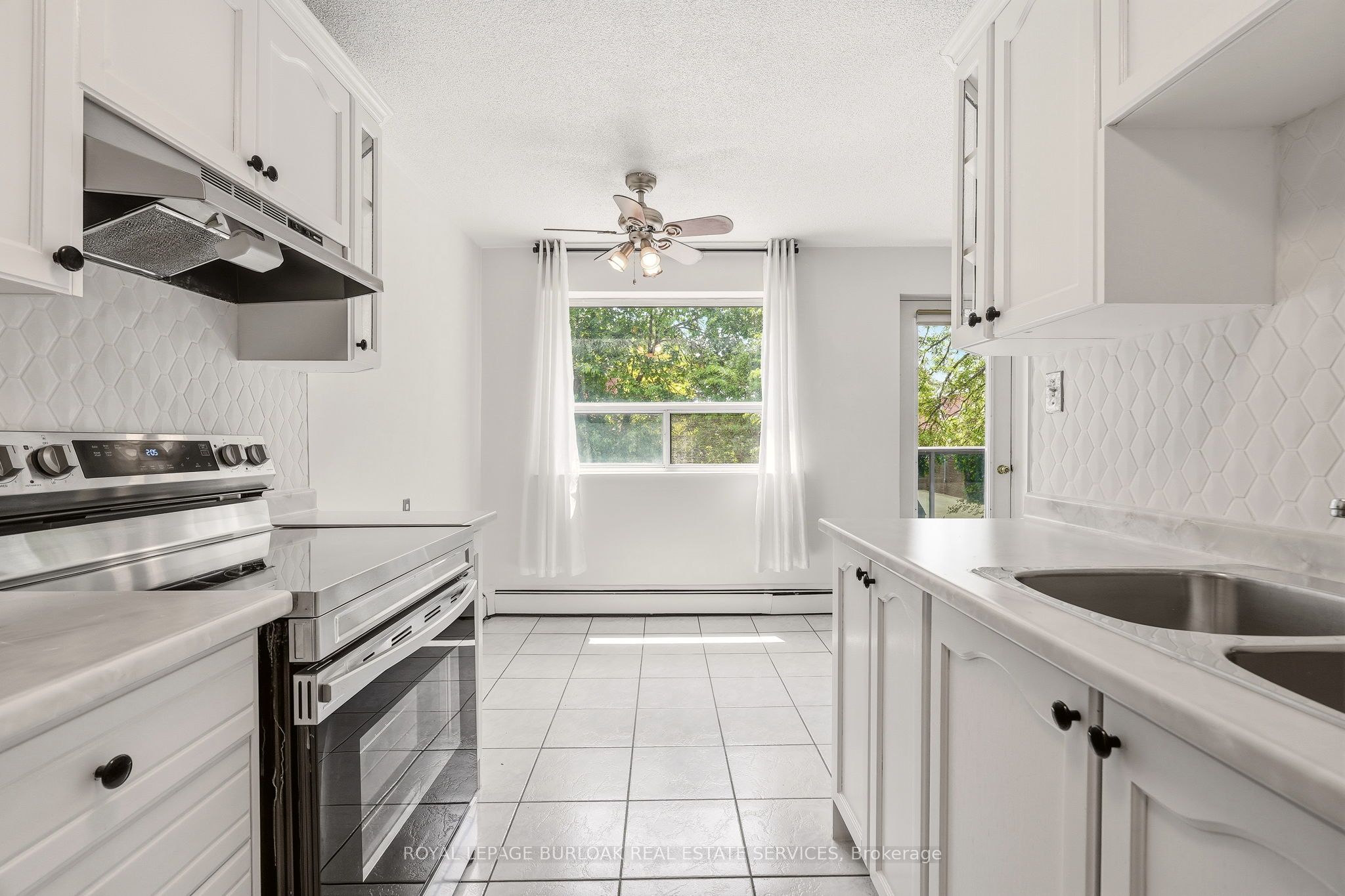 2411 New Street 201 Property Photo 16