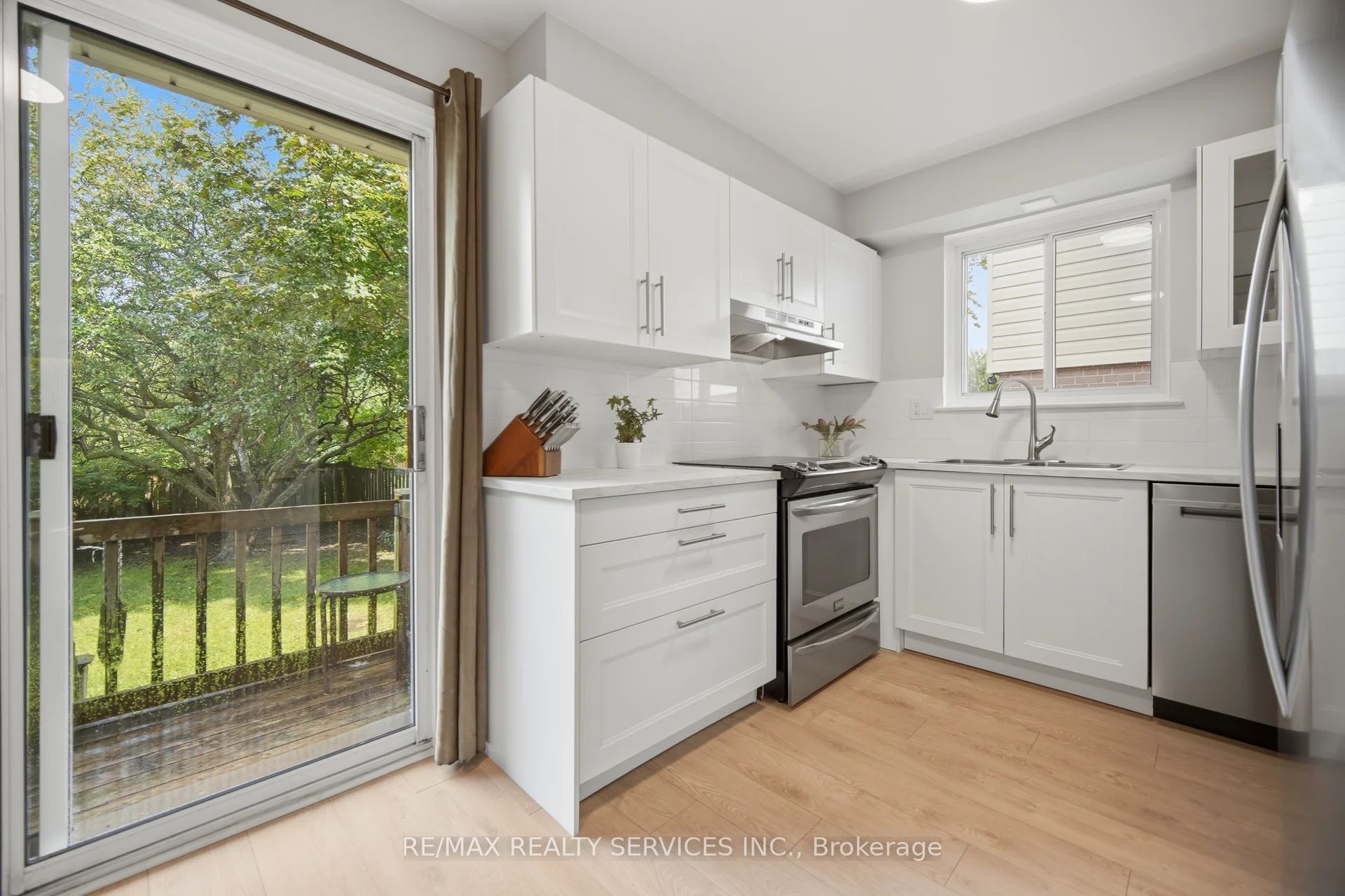 43 Melville Crescent Property Photo 12