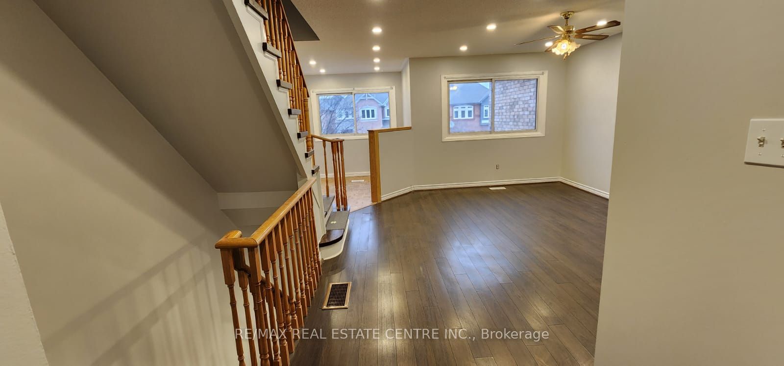 6850 Dillingwood Drive Property Photo 15