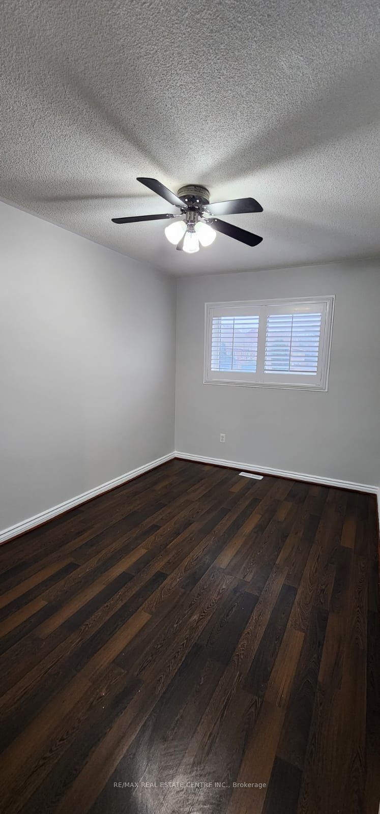 6850 Dillingwood Drive Property Photo 22