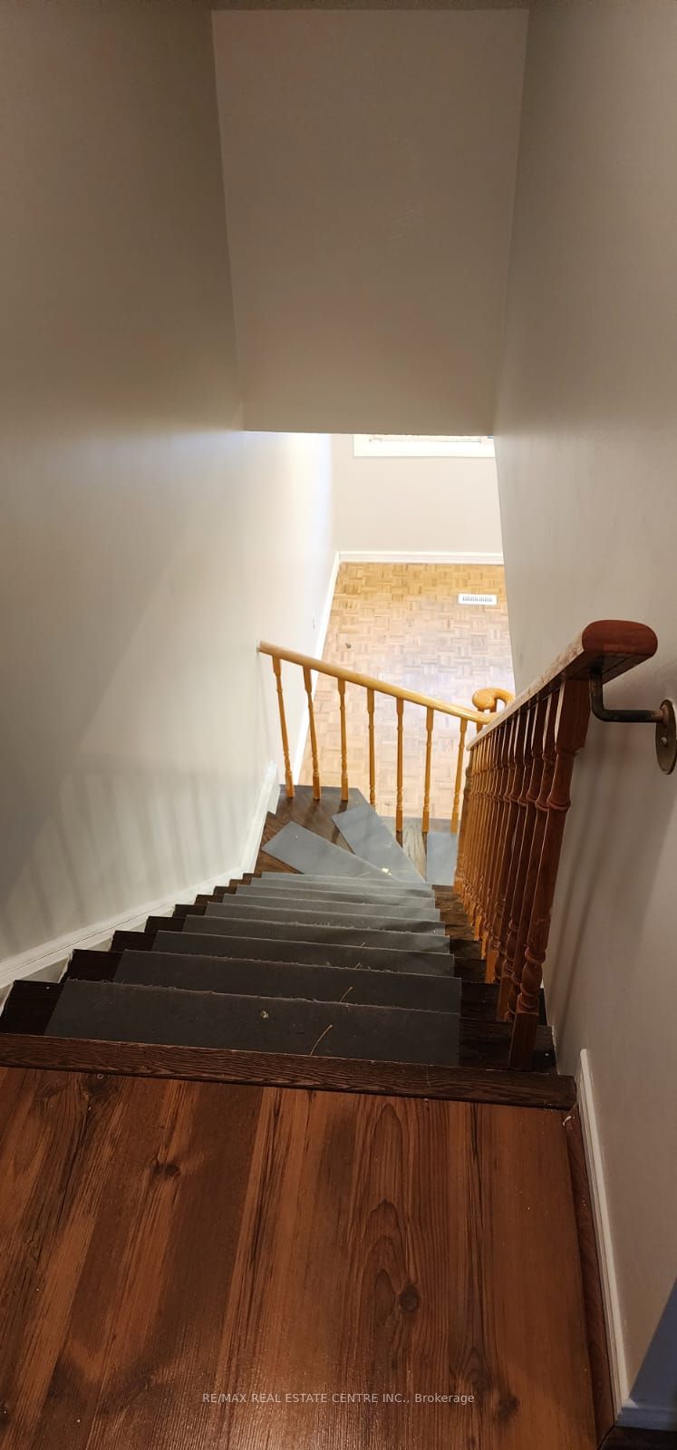 6850 Dillingwood Drive Property Photo 27
