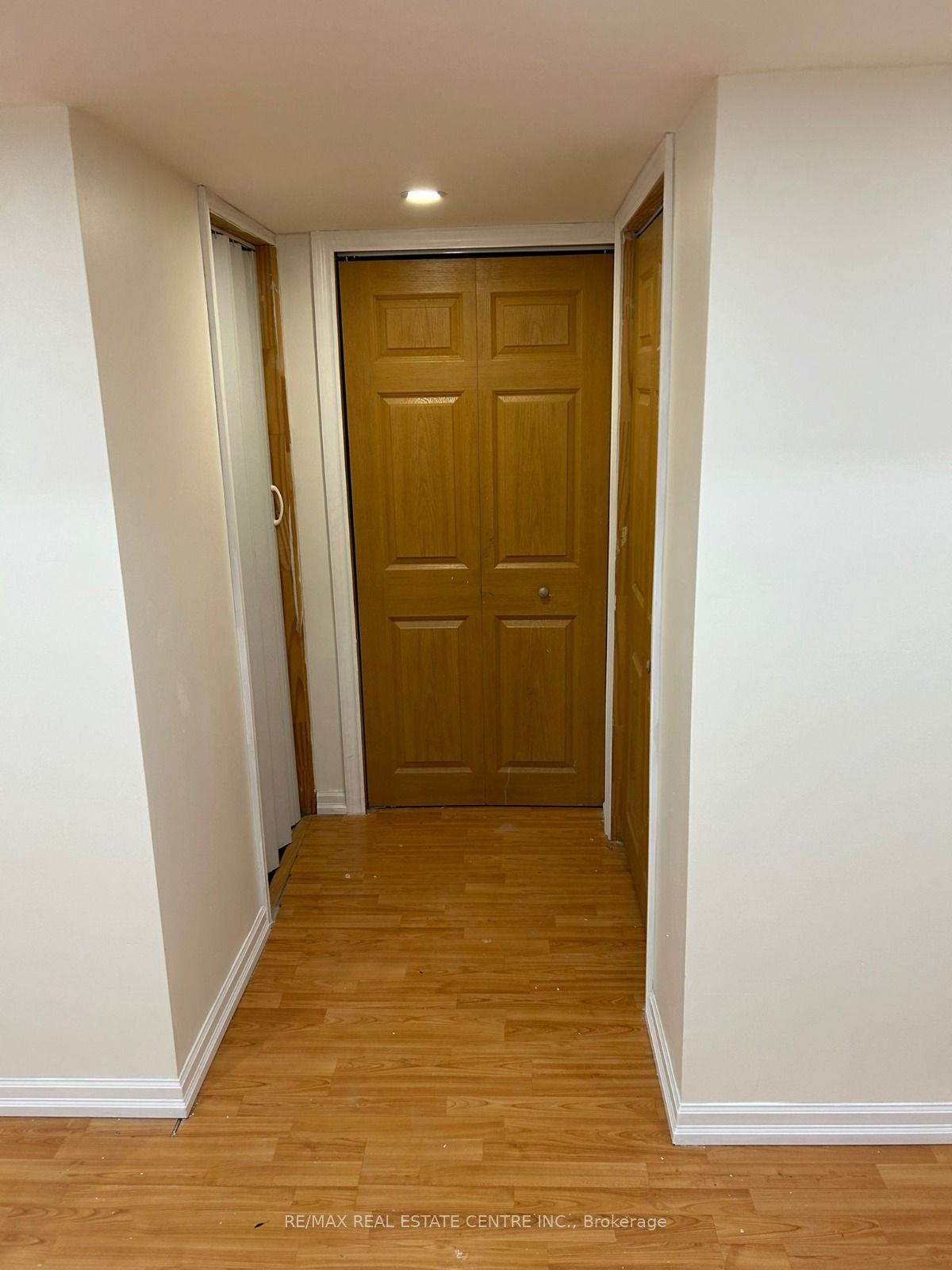 6850 Dillingwood Drive Property Photo 40