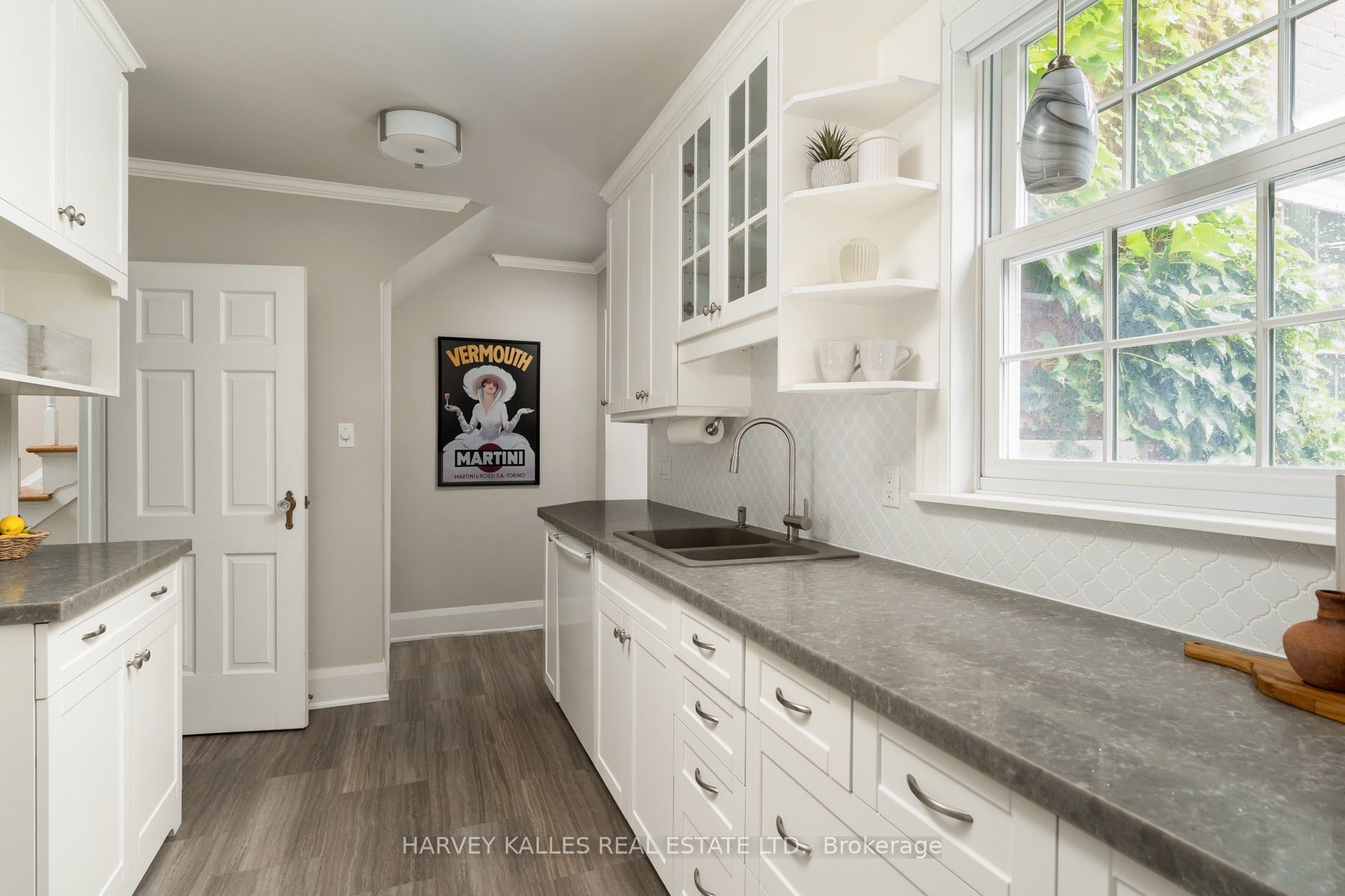 61 Queens Drive Property Photo 18