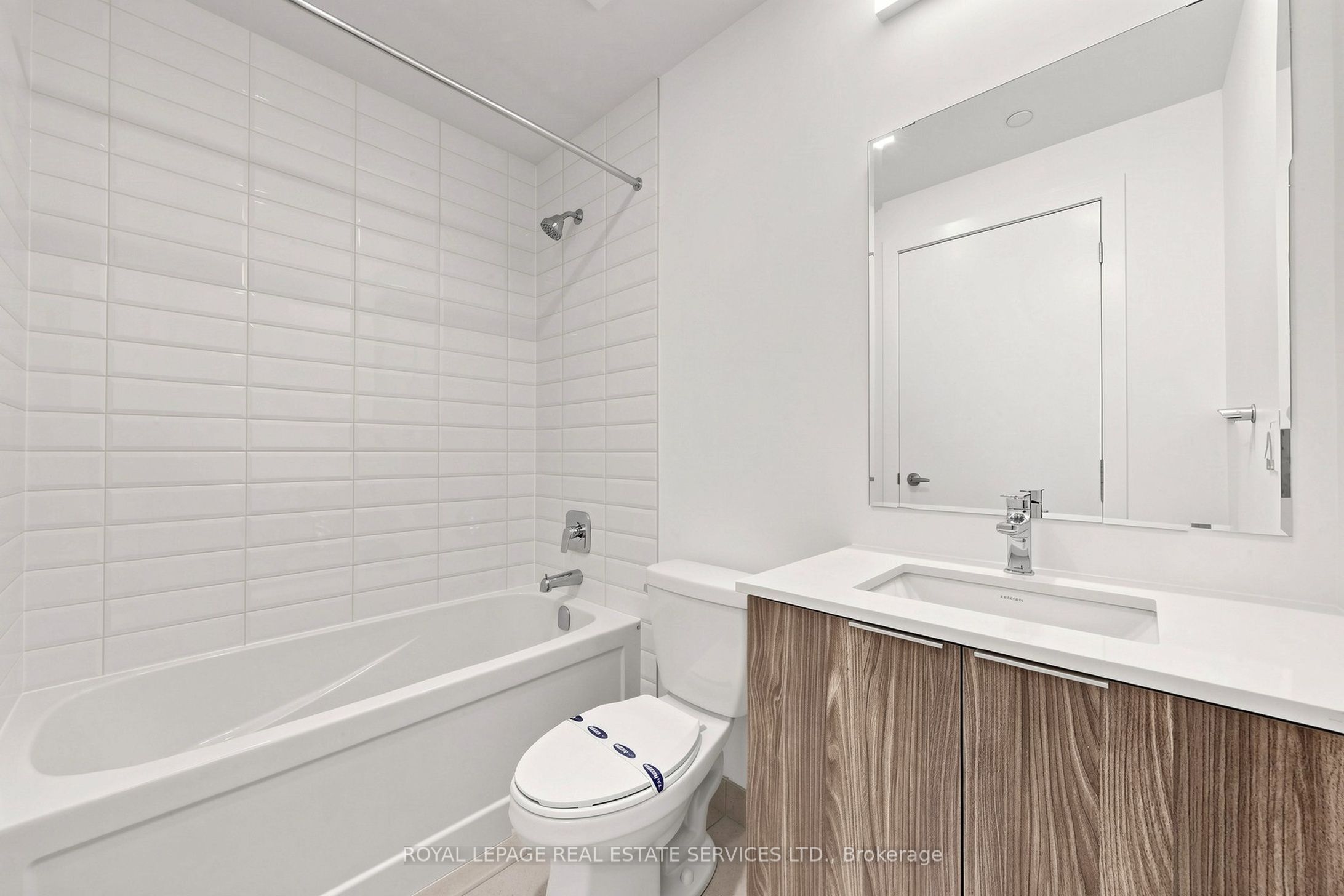740 Whitlock Avenue 405 Property Photo 15
