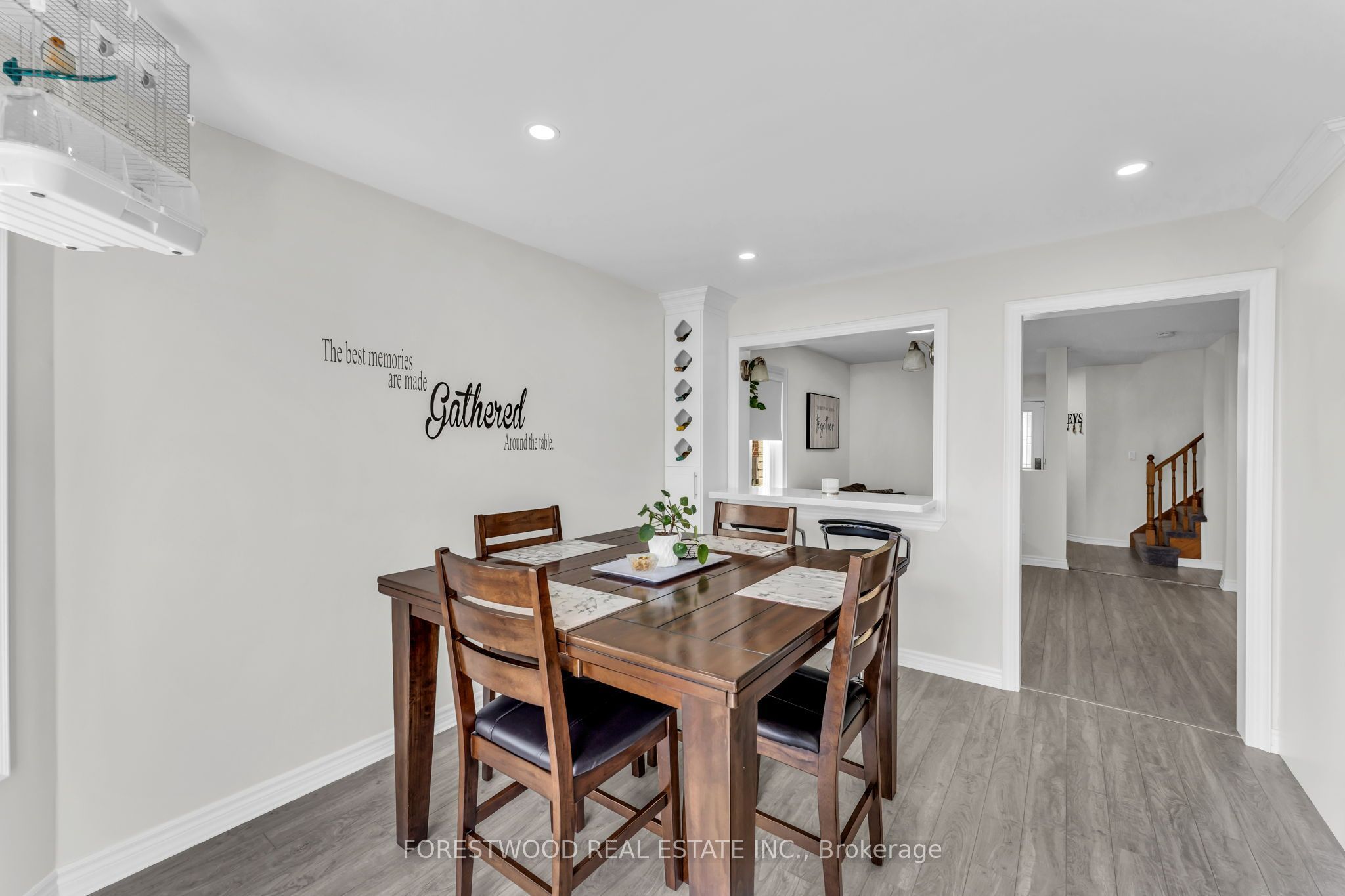 451 Jay Crescent Property Photo 11