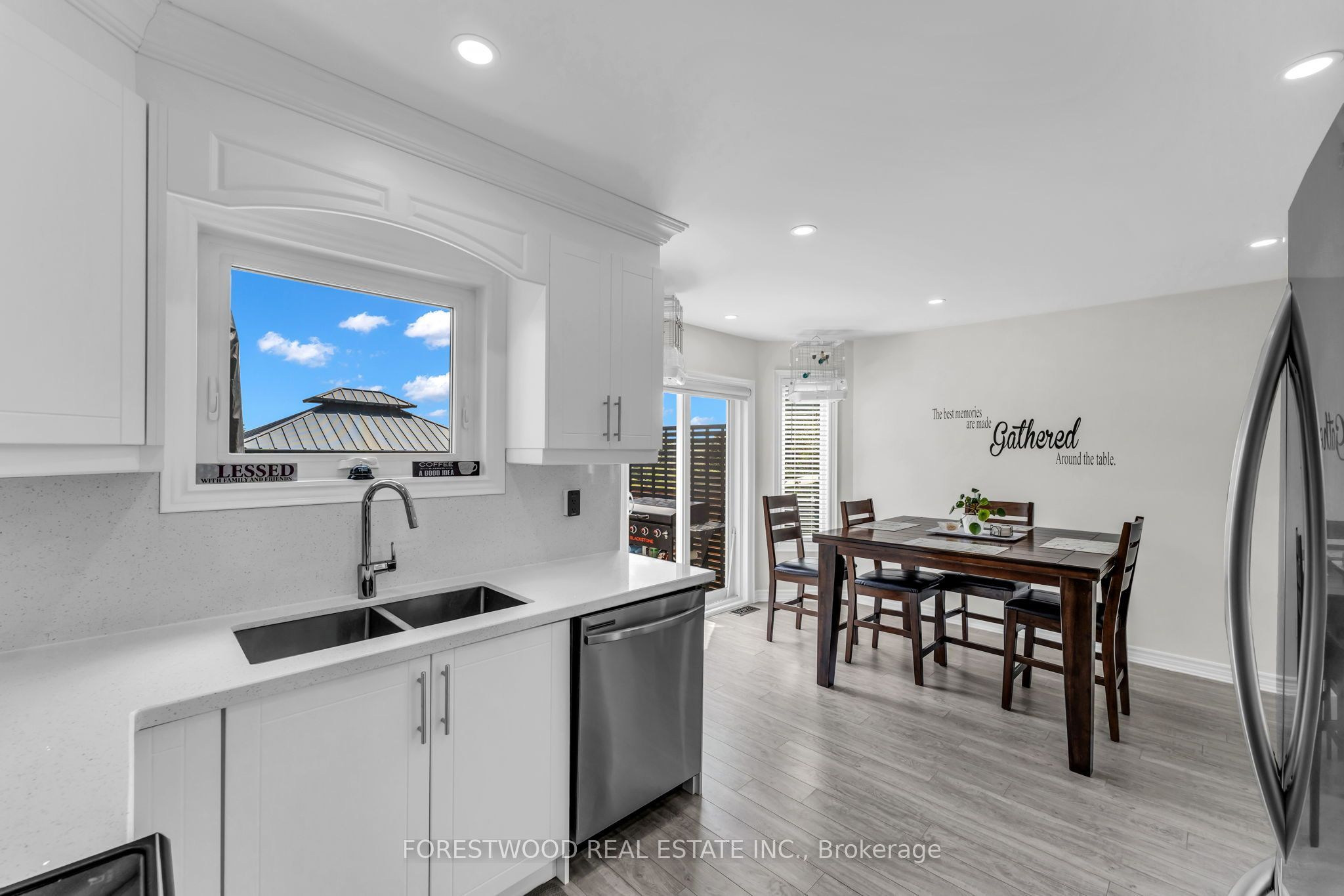 451 Jay Crescent Property Photo 15
