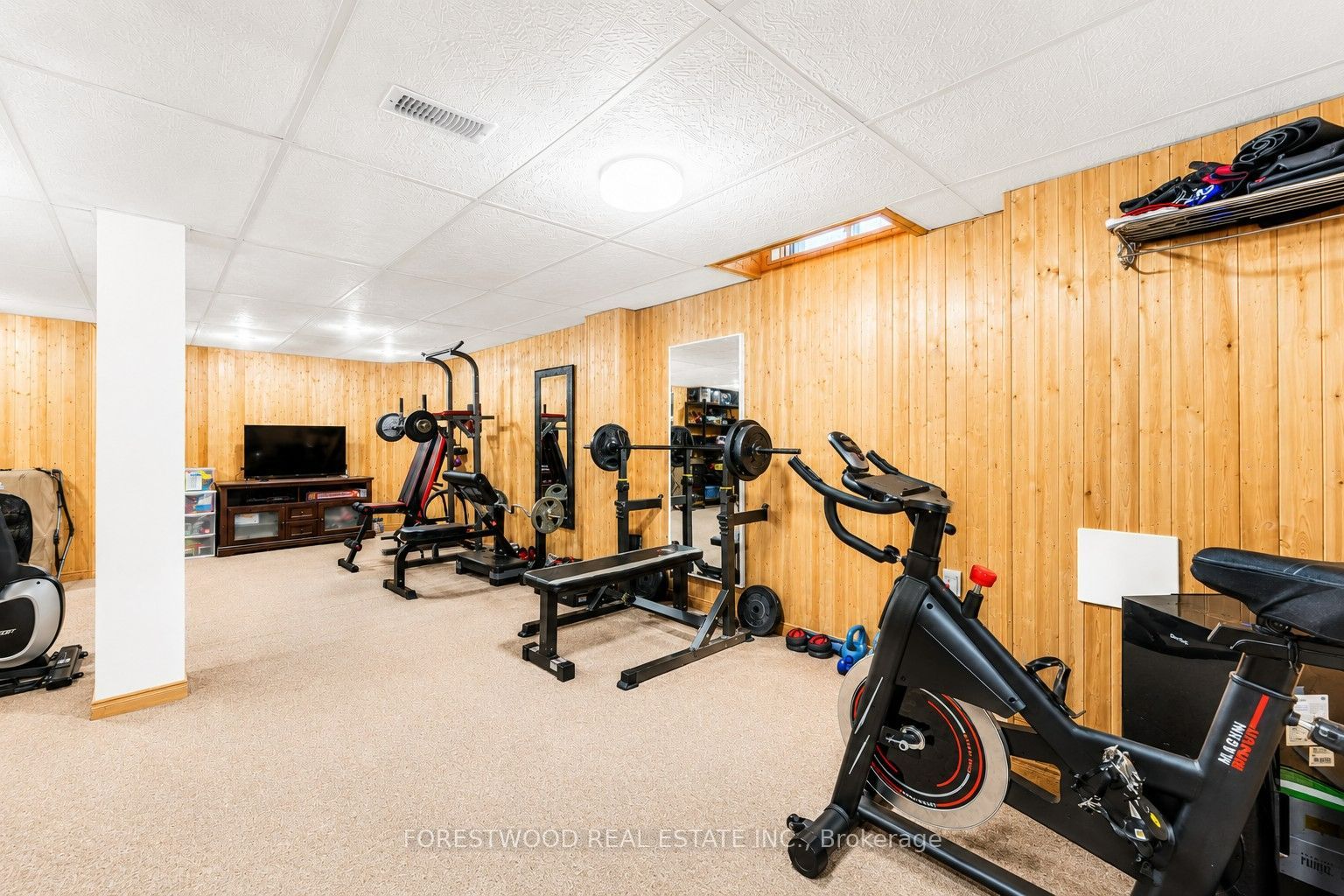 451 Jay Crescent Property Photo 25