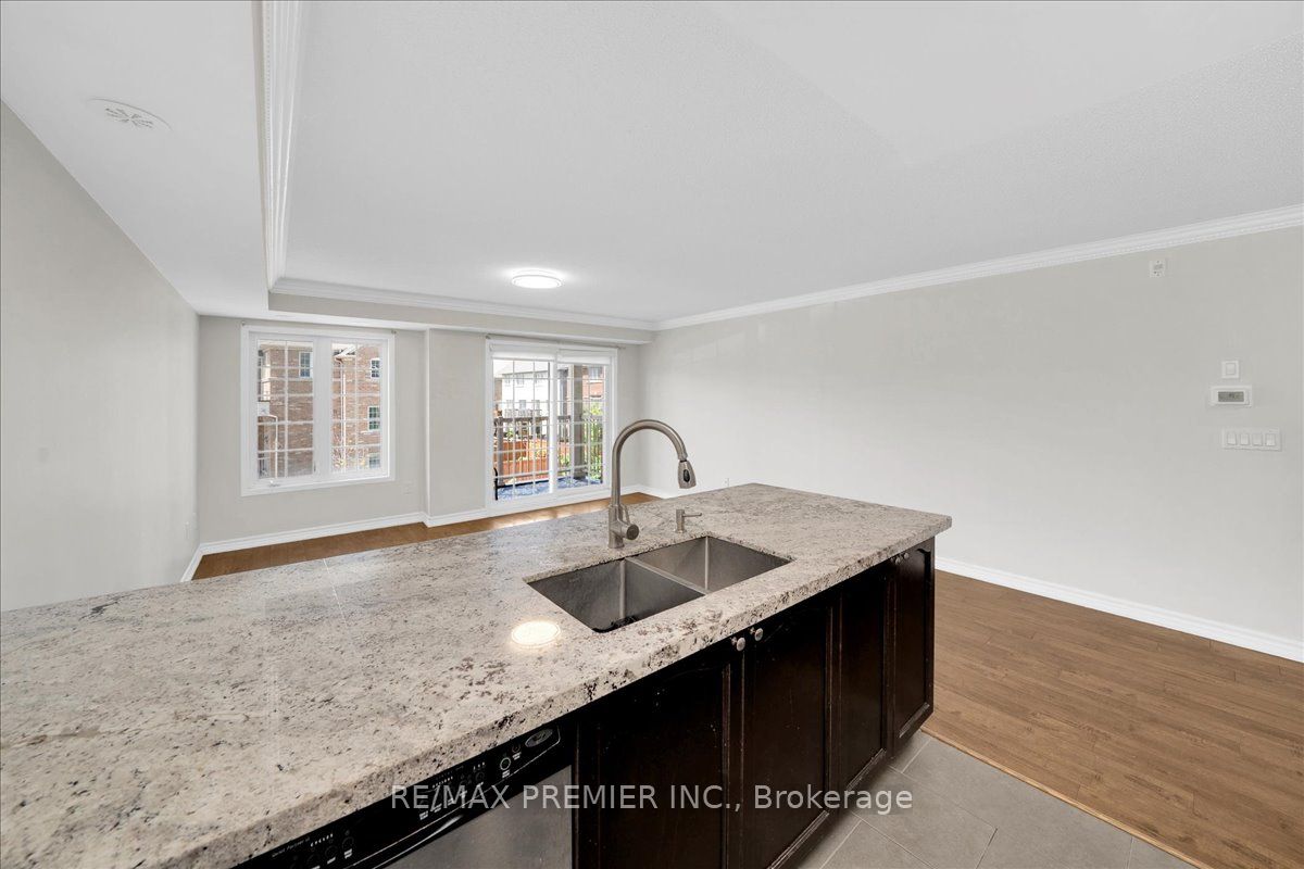 141 Isaac Devins Boulevard 8 Property Photo 11