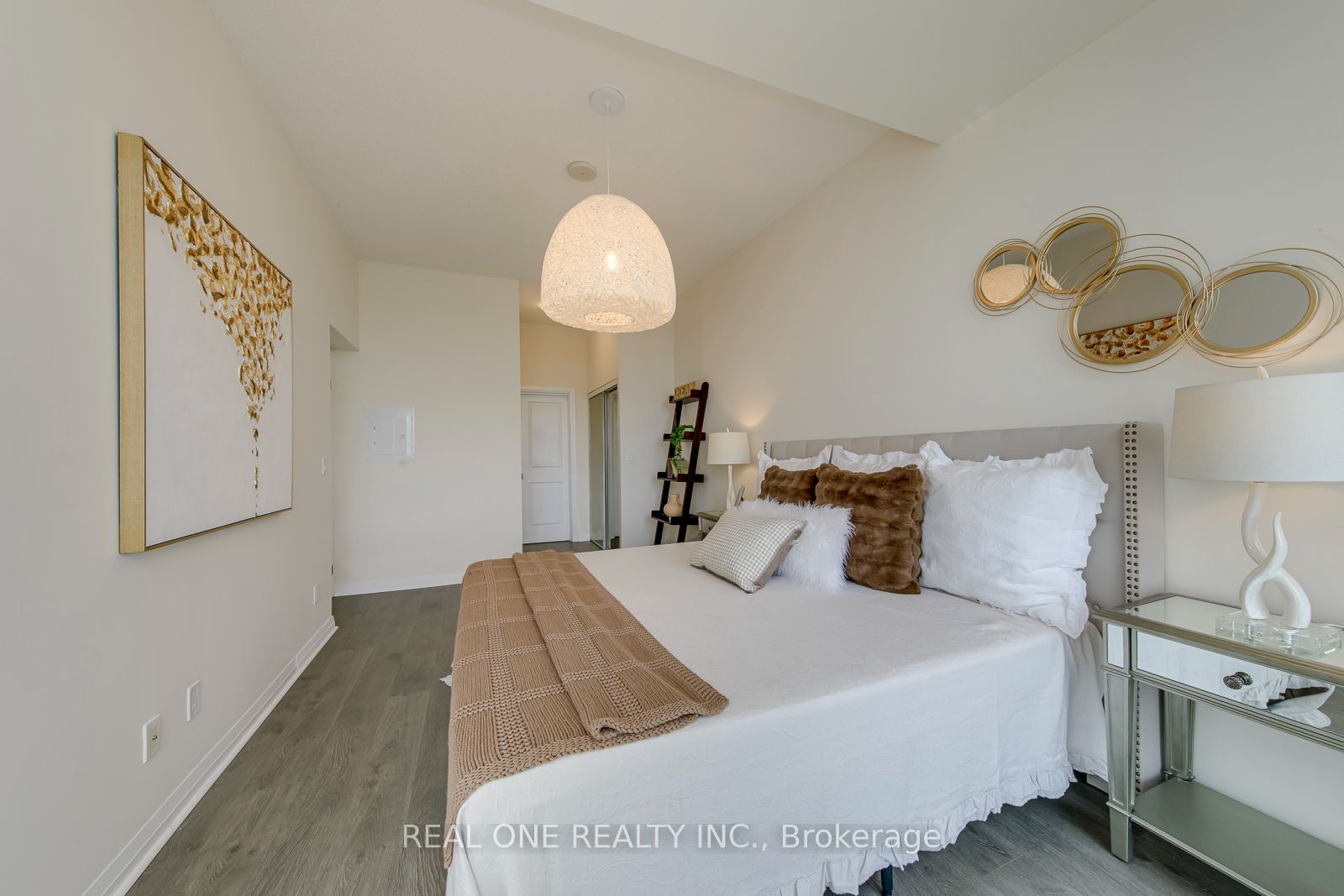 55 Eglinton Avenue W 407 Property Photo 27