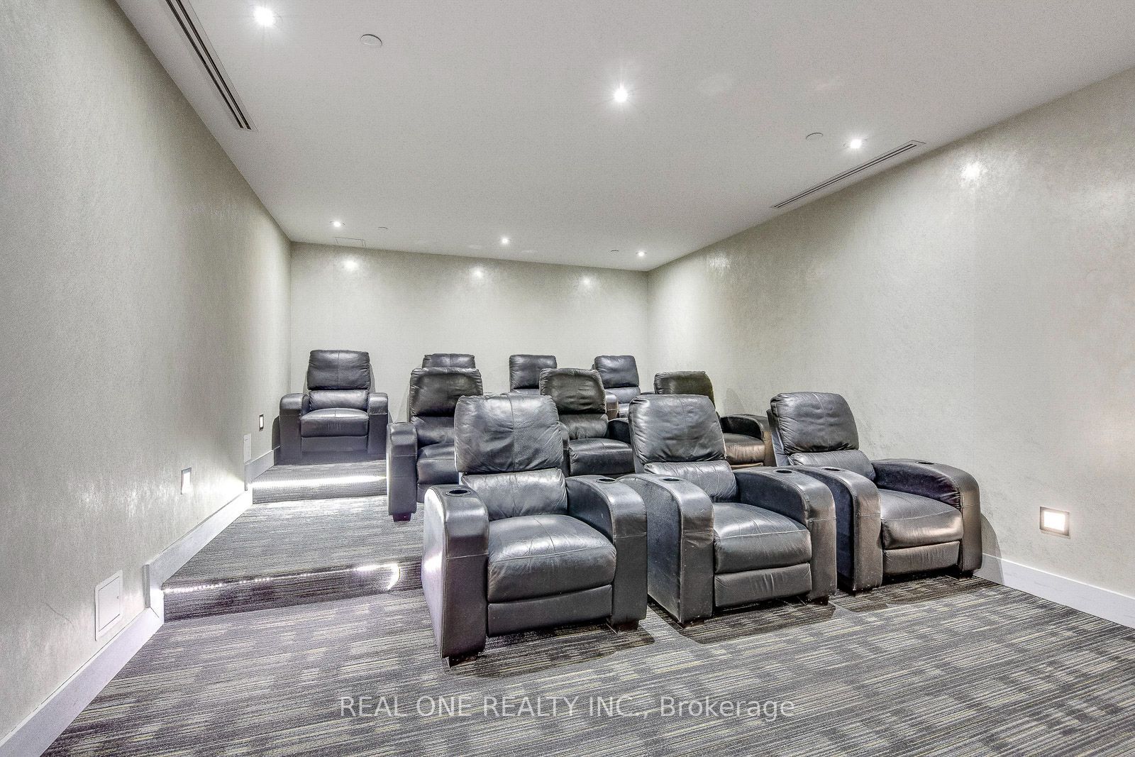 55 Eglinton Avenue W 407 Property Photo 34