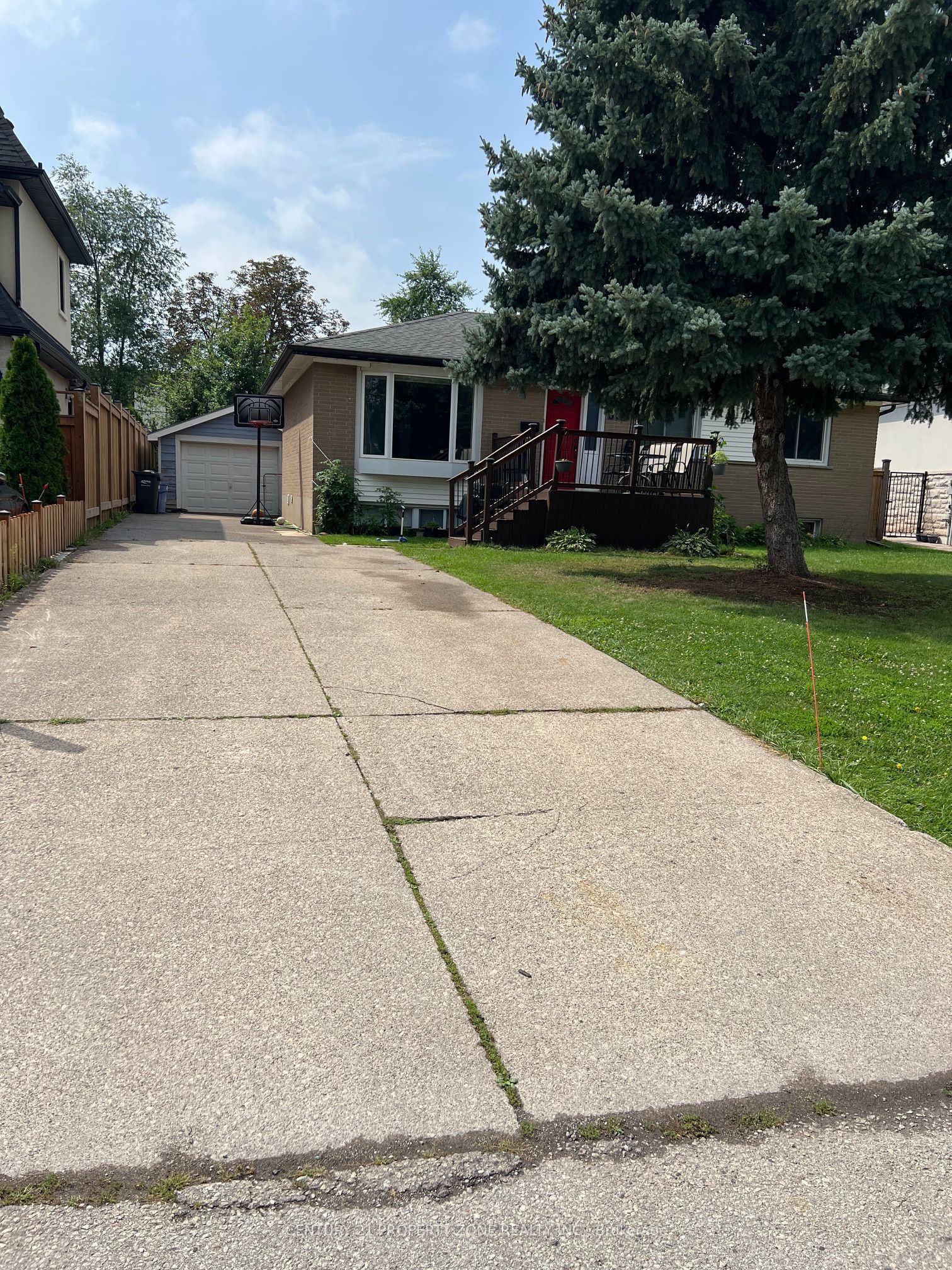556 Sherin Drive Property Photo 4